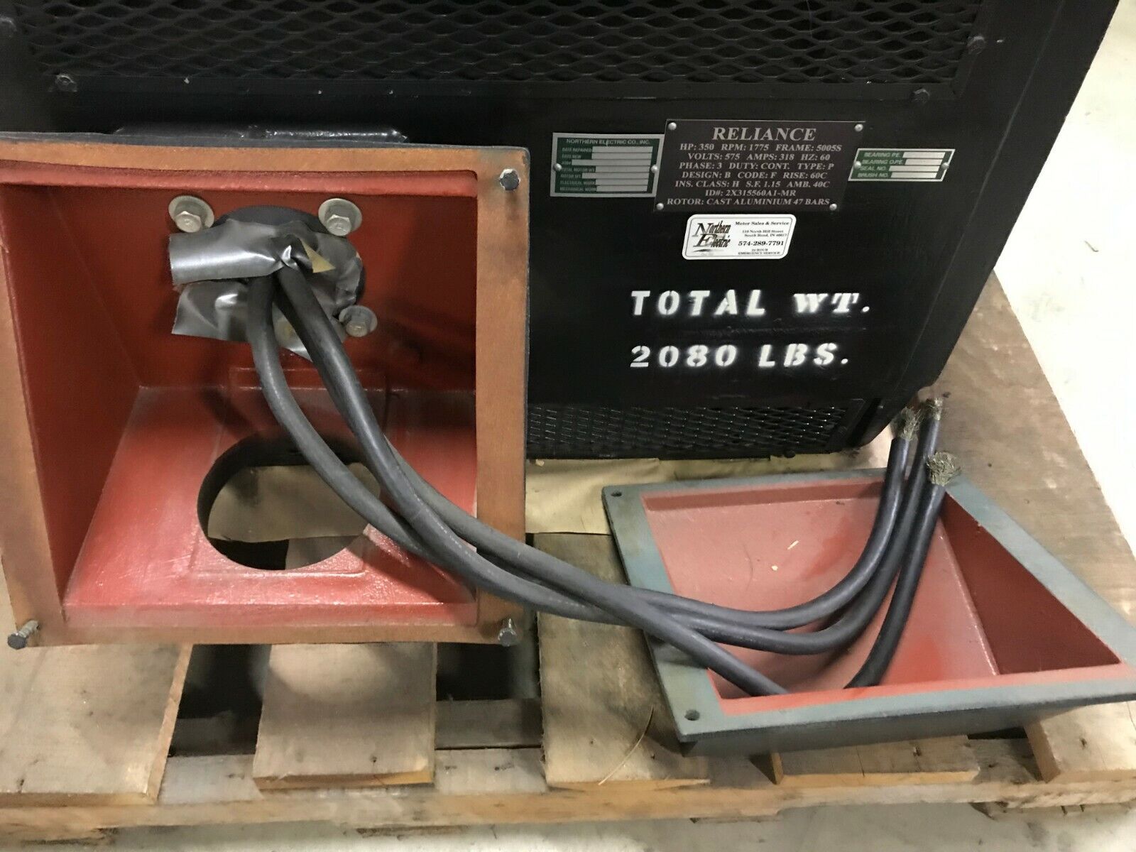 Reliance Industrial Electric Motor, 350 HP, 1776 RPM, 575V 318A 5005S Frame - Maverick Industrial Sales
