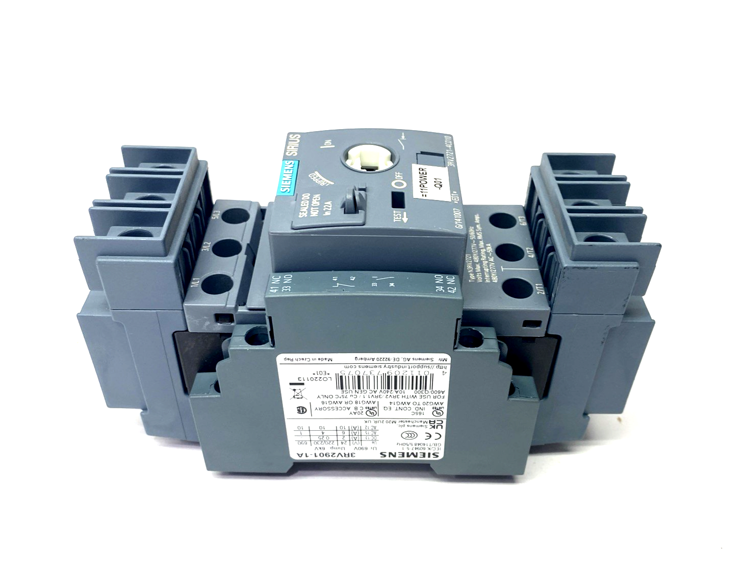 Siemens 3RV2721-4CD10 Circuit Breaker 22A & 3RV2901-1A Auxiliary MISSING KNOB - Used - Maverick Industrial Sales