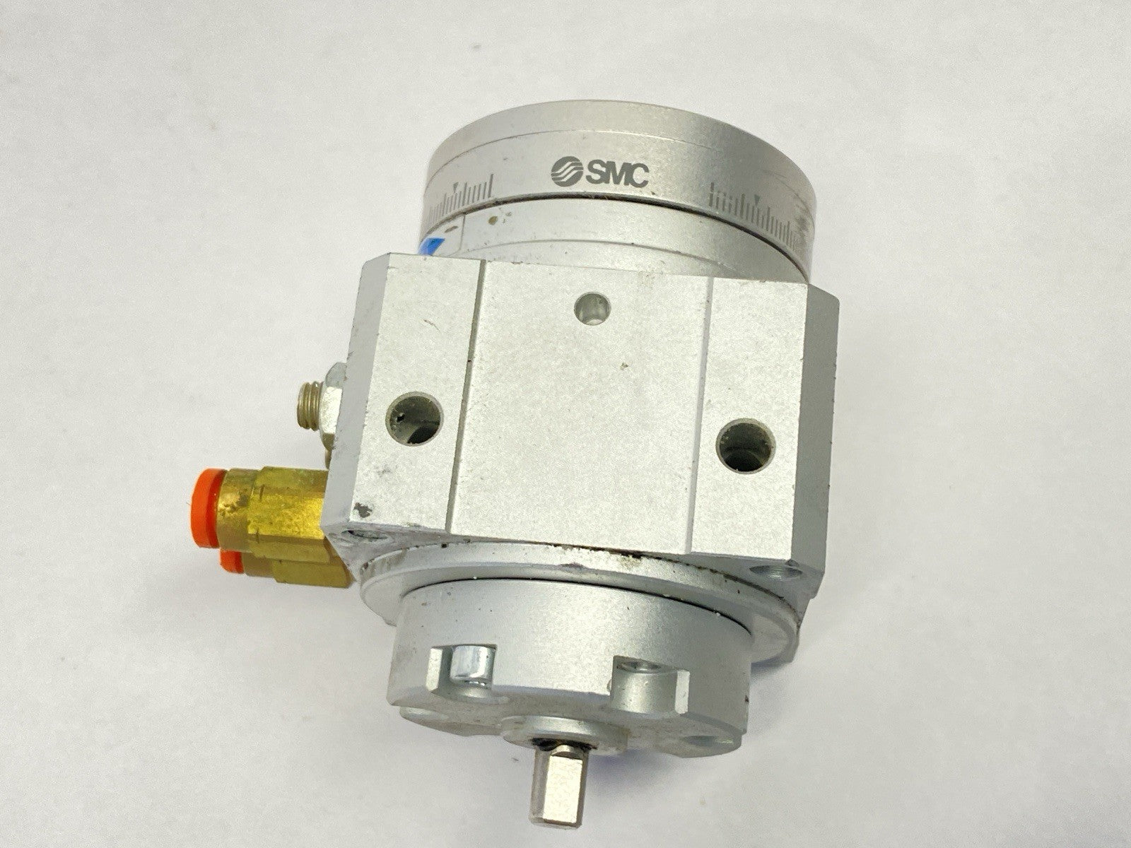 MSUB3-180S | SMC Pneumatic Rotary Actuator With Table 180 Degrees - Used - Maverick Industrial Sales