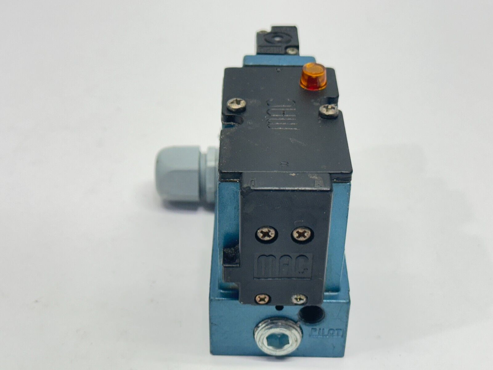 MAC Valves 82A-AC-BAA-TM-DDAP-1DA-9 Pneumatic Solenoid Valve Manifold 4-Port - Maverick Industrial Sales
