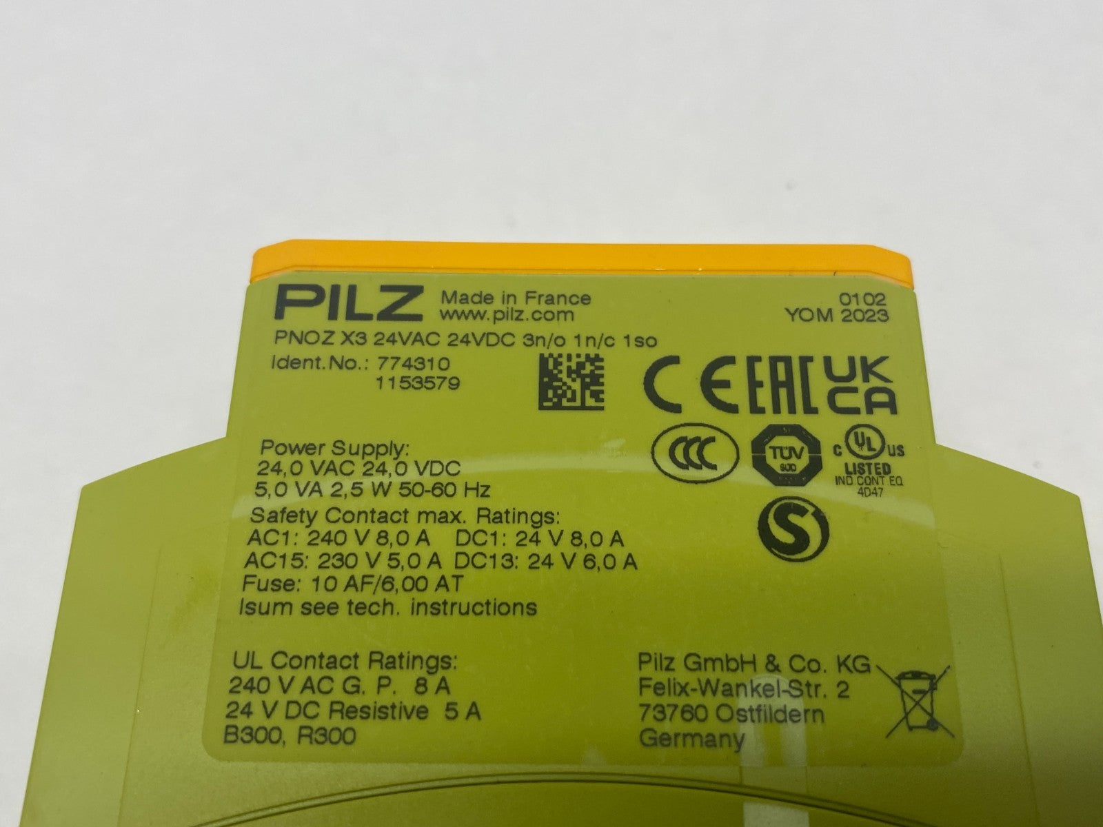 774310 | Pilz Standalone Safety Relay 1/2-Chan PNOZ X3 24VAC 24VDC 3n/o 1n/c 1so - New – Open box - Maverick Industrial Sales