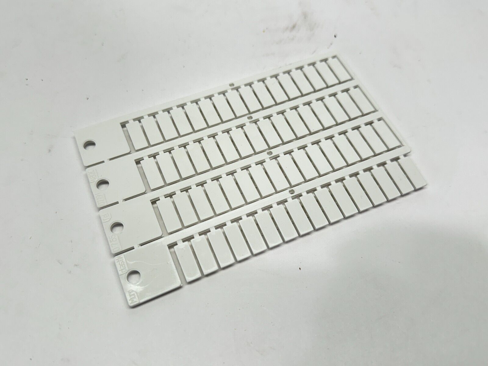 Murrplastik 86401218 Labeling Type KPX 6/15 WIN-Type 41 LOT OF 448 - Maverick Industrial Sales