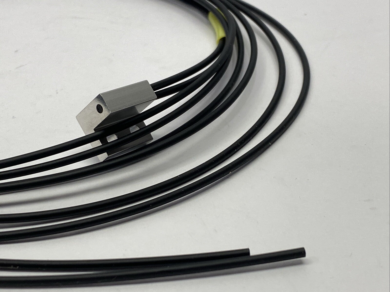 FU-L41Z | Keyence Digital Fiber Optic Sensor Reflective Fiber Unit - New – Open Box - Maverick Industrial Sales