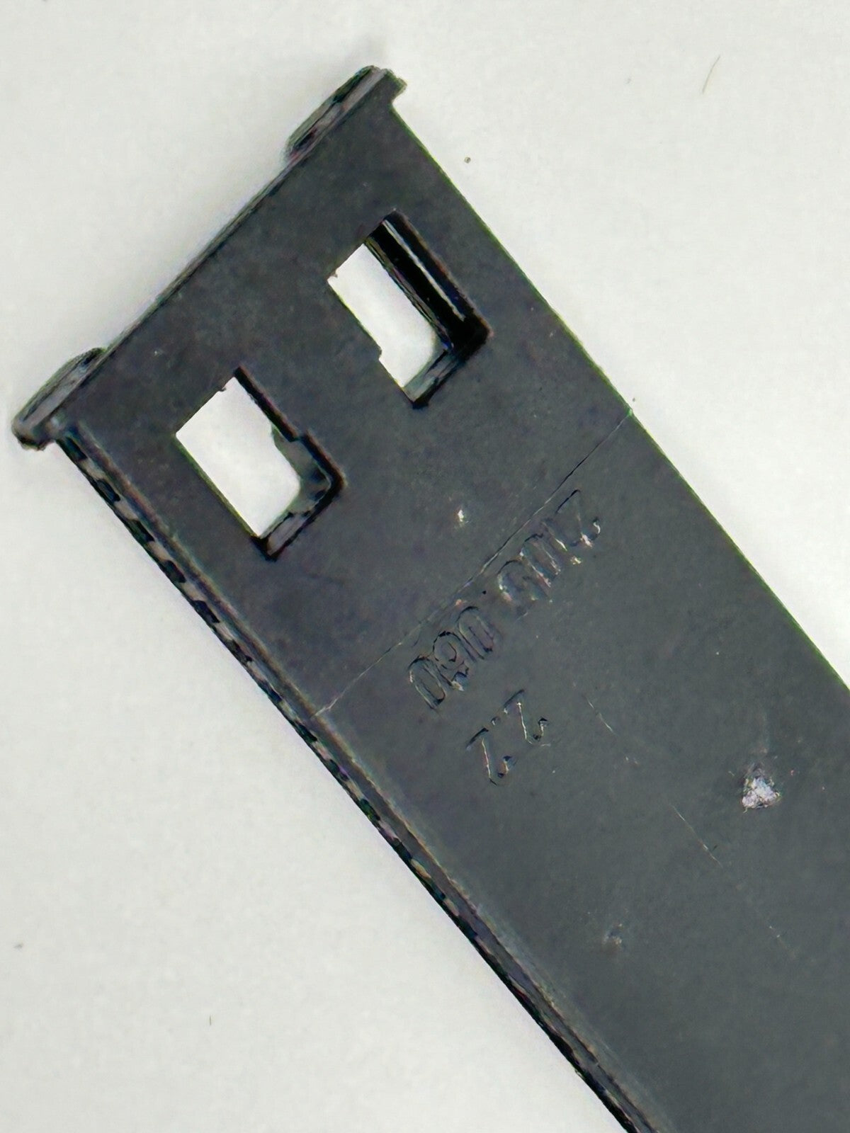 Igus 2105.060 Series E4.1 / R4.1 Double Locking Crossbars LOT OF 10 - Maverick Industrial Sales