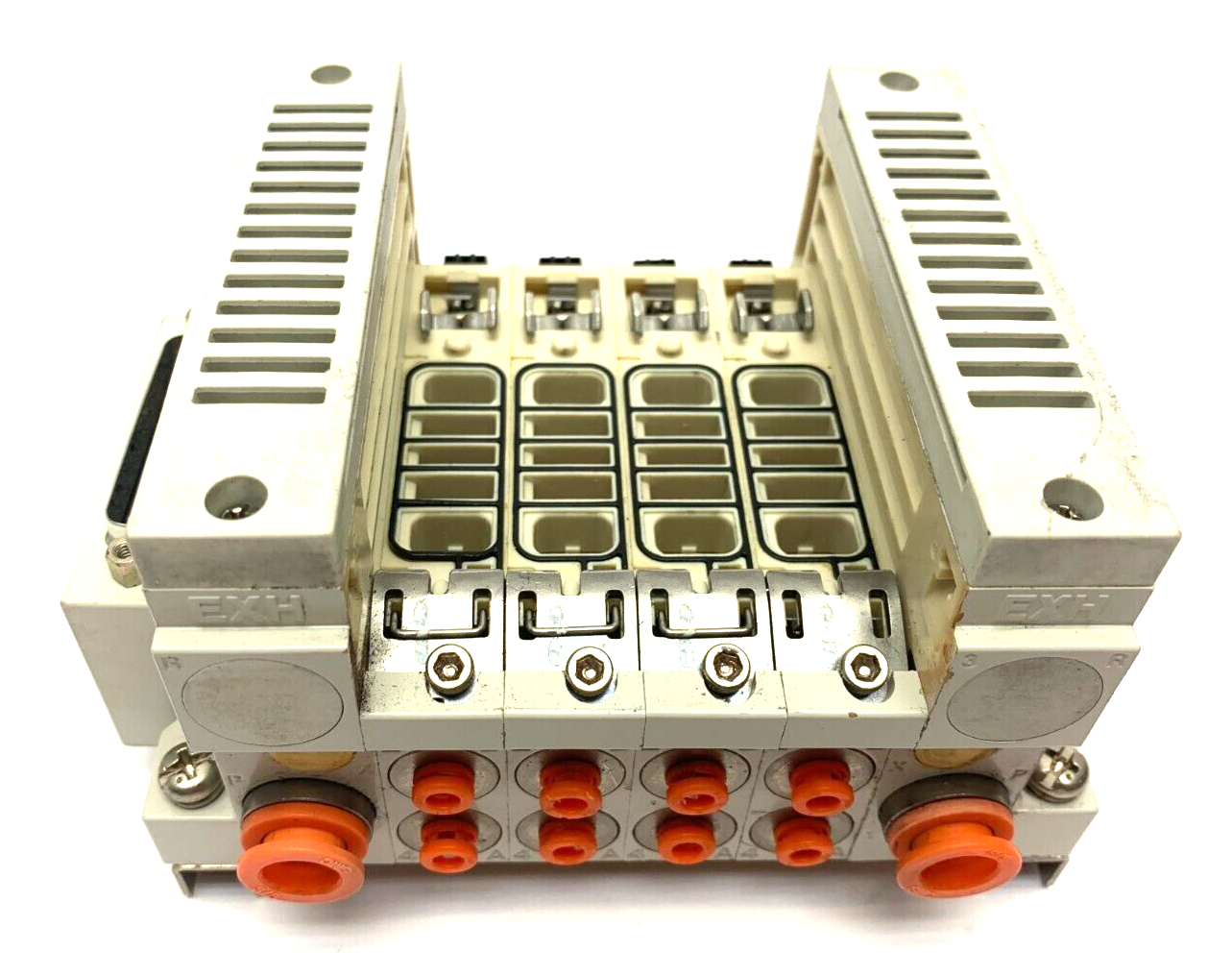 VV5Q11-04N3FS0-D0RS | SMC Plug In Manifold Assembly 4-Port - Used - Maverick Industrial Sales