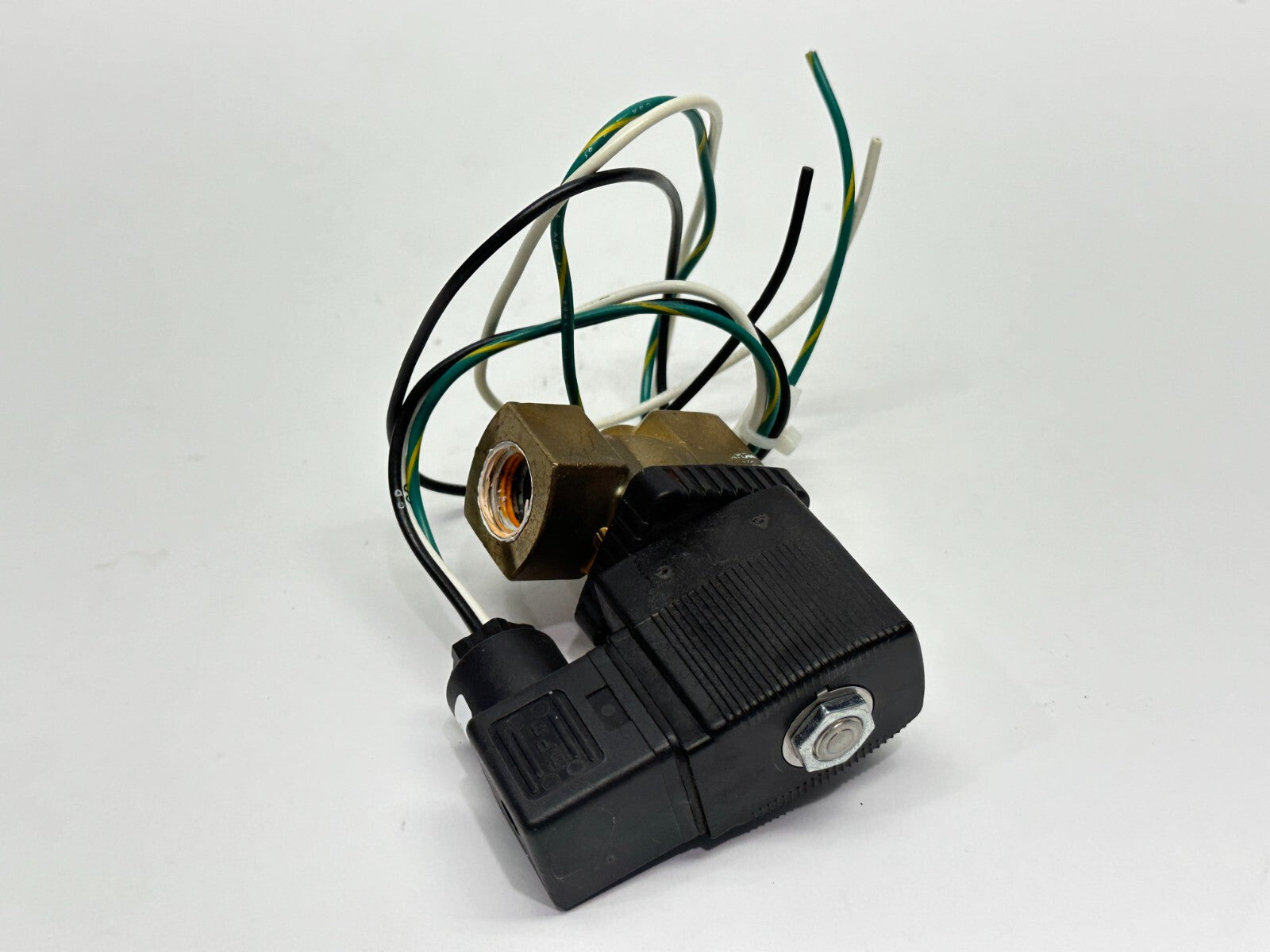 Burkert 00456463 Solenoid Valve 3/8" NPT 240V 8W - Maverick Industrial Sales