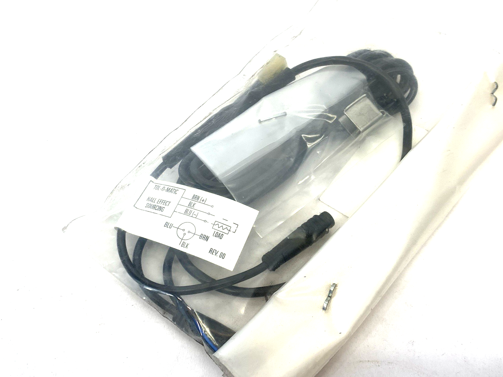 Tolomatic SWGPP100 TZ Hall Effect Sourcing Switch SW#246883 - Maverick Industrial Sales