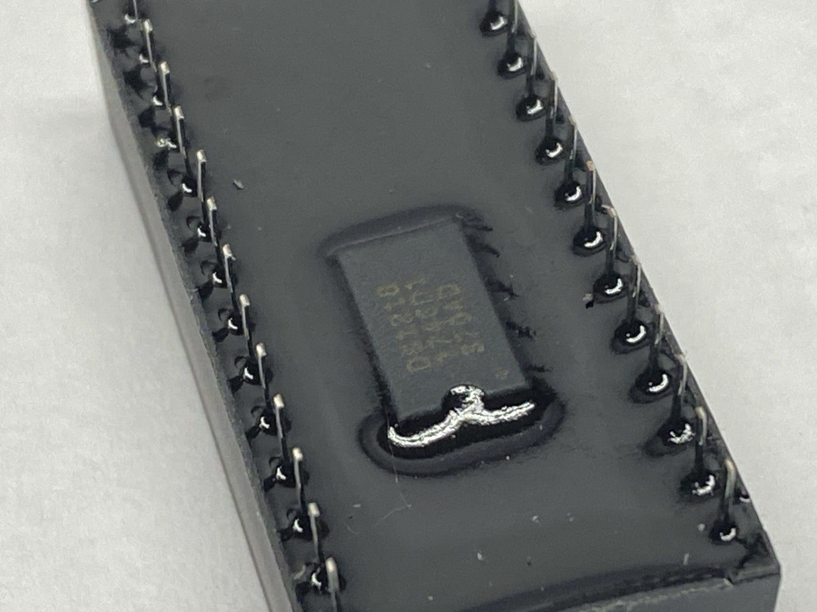 DS1225Y-150+ | Dallas Nonvolatile SRAM Integrated Circuit 64K Bit 28 Pin - New – Open box - Maverick Industrial Sales