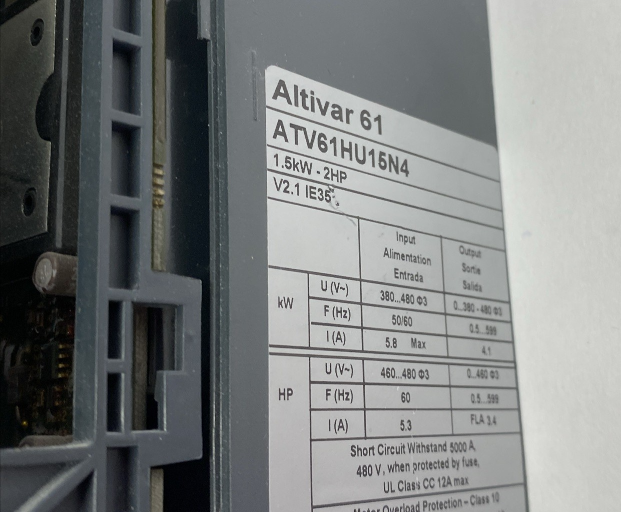 ATV61HU15N4 | Schneider Electric Telemecanique Altivar 61 VFD 1.5kW 2HP 3-Phases - Used - Maverick Industrial Sales