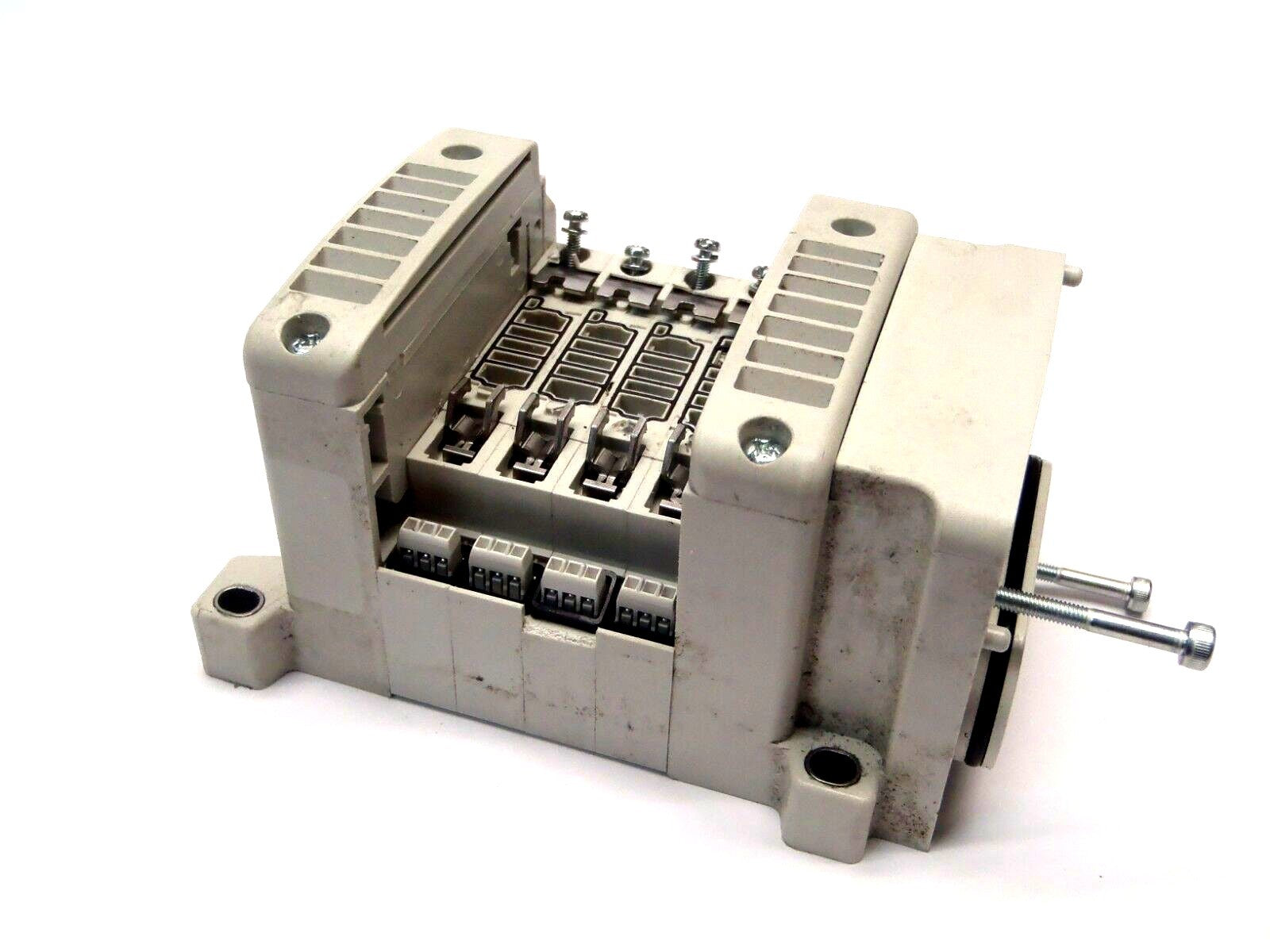 VQ | SMC Series 4 Valve Pneumatic 5 Port Manifold Interface Connect - Used - Maverick Industrial Sales