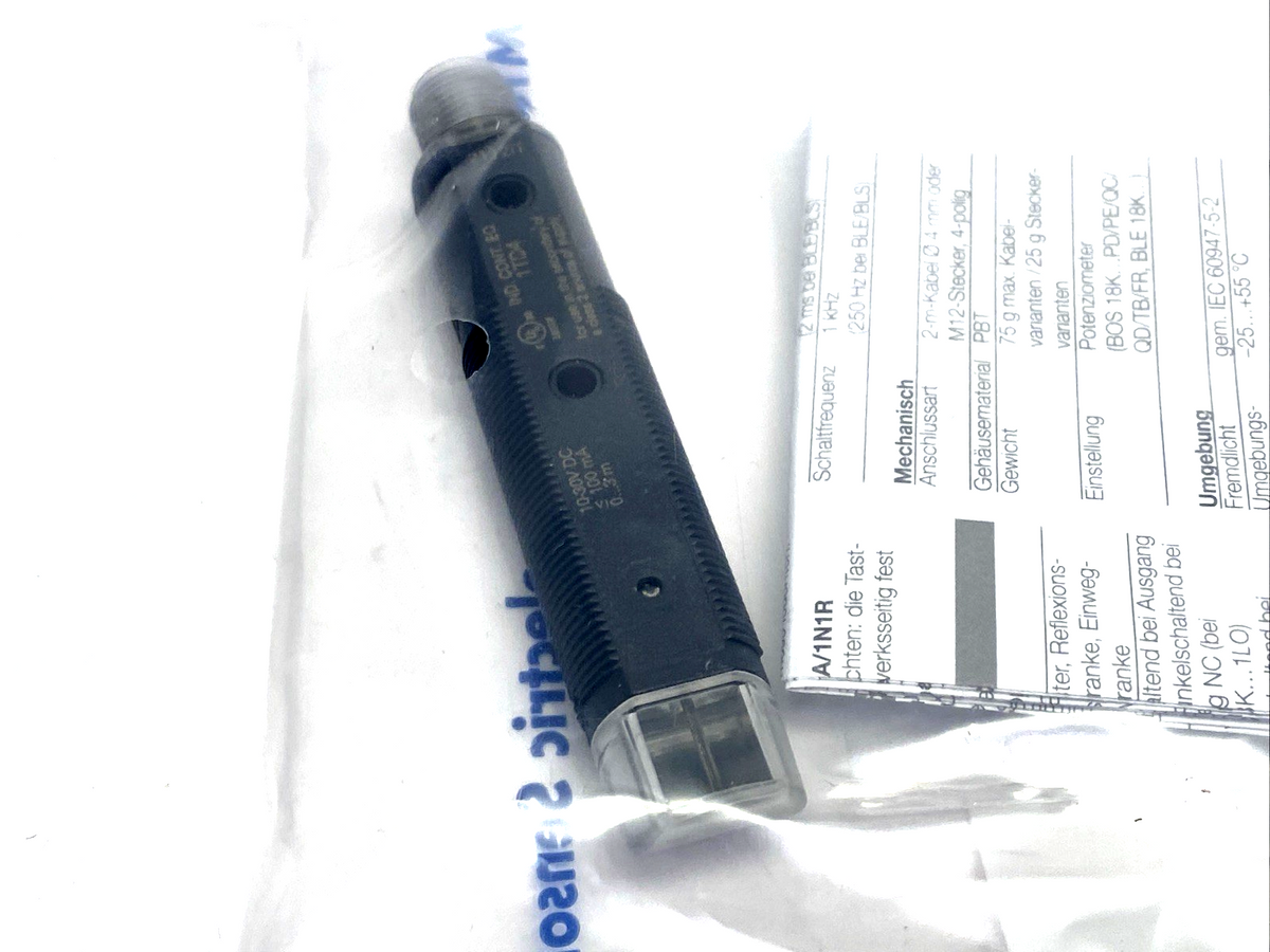 BOS00LW | Balluff Retro-Reflective Photoelectric Sensor M18 BOS 18KW-PA-1QC-S4-C - New - Maverick Industrial Sales