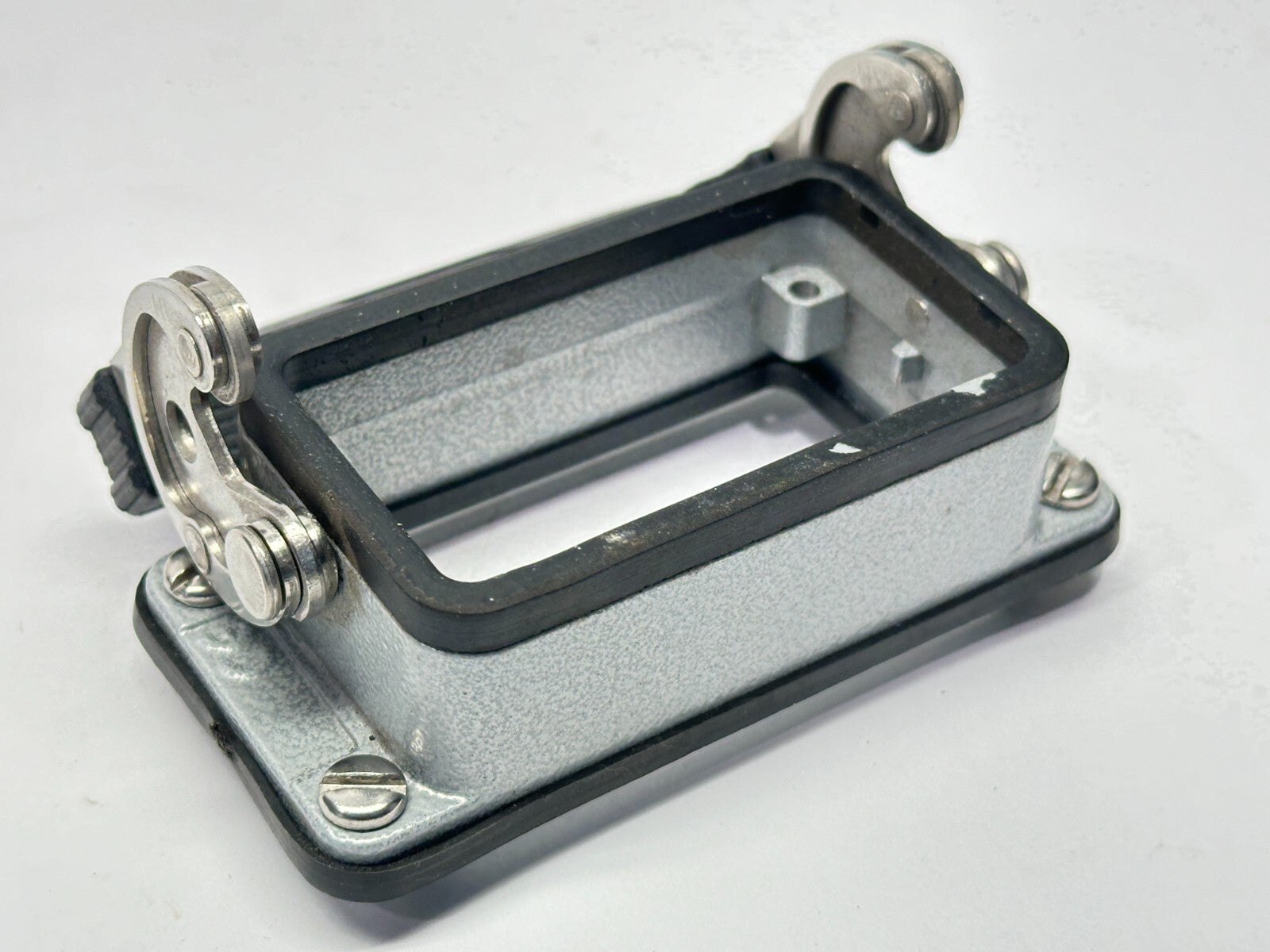 ILME 23703 WSS6977/0 Bulkhead Housing Mount 3-3/4" Base Length w/ Cover - Maverick Industrial Sales
