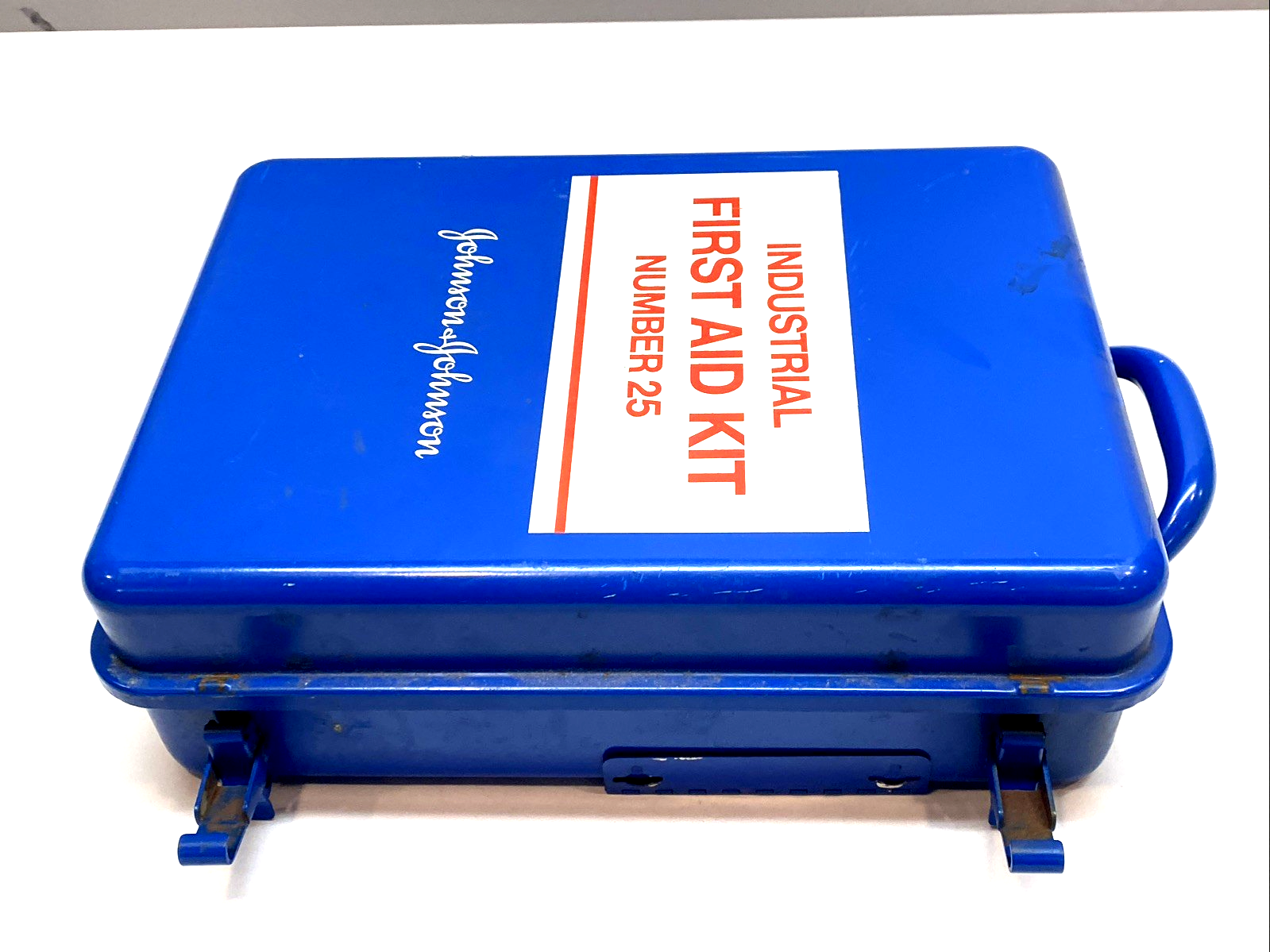 HRI-8137-008125 | Johnson & Johnson Metal Industrial First Aid Kit Number 25 - Used - Maverick Industrial Sales