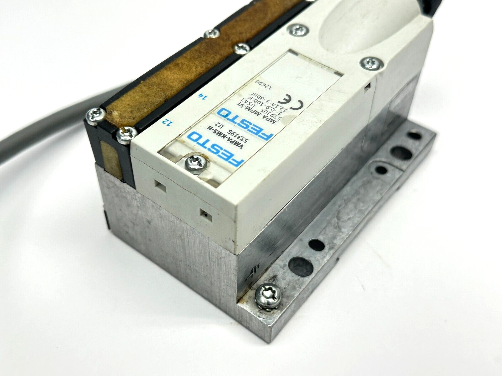 Festo VMPA-KMS-H Hood 533198 w/ VMPA1-MPM-EPL-GU Interface 540896 - Maverick Industrial Sales