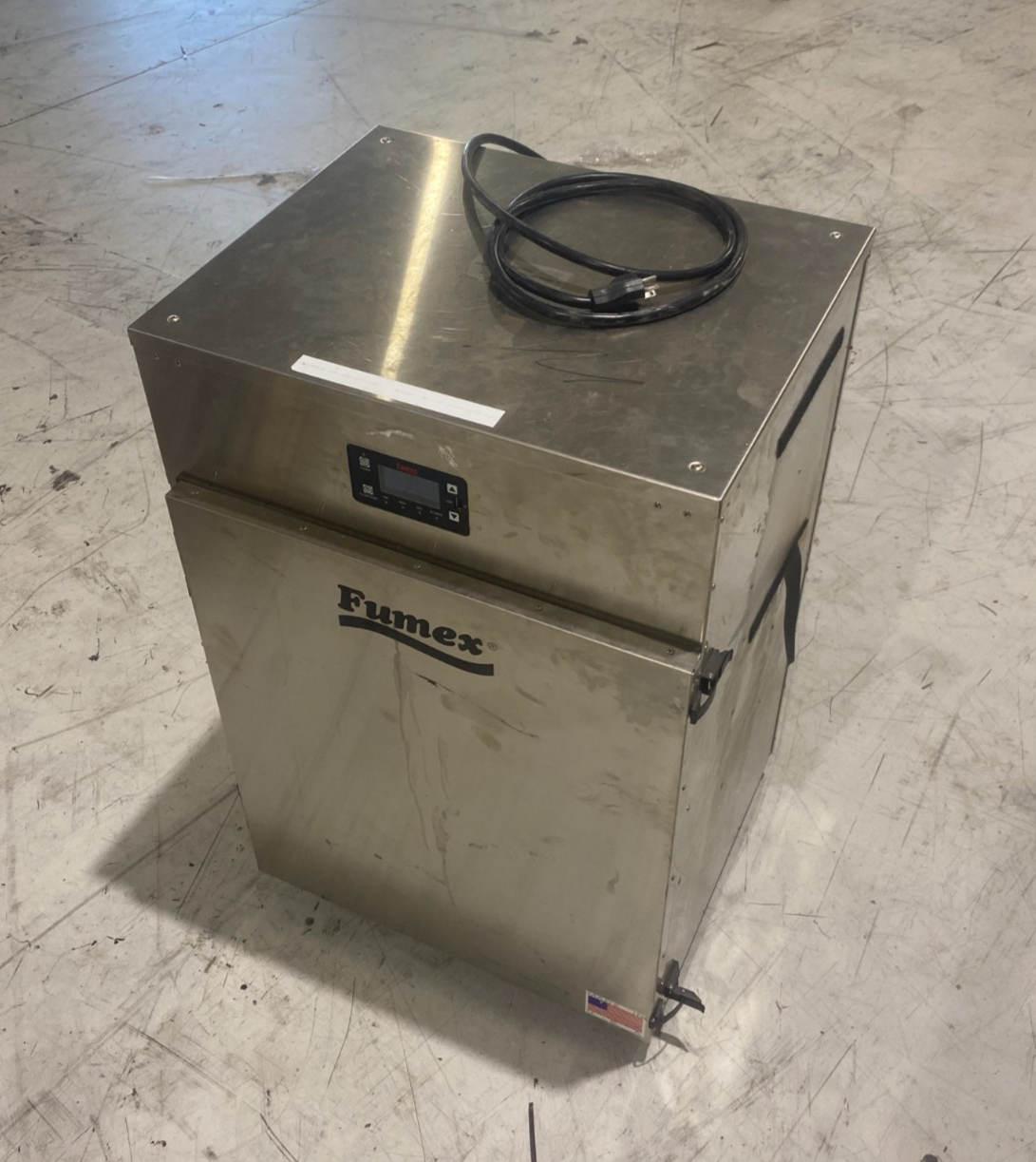 Fumex GS3-500 Air Filtration Fume Extractor Unit USED FILTERS, MISSING ONE WHEEL - Maverick Industrial Sales