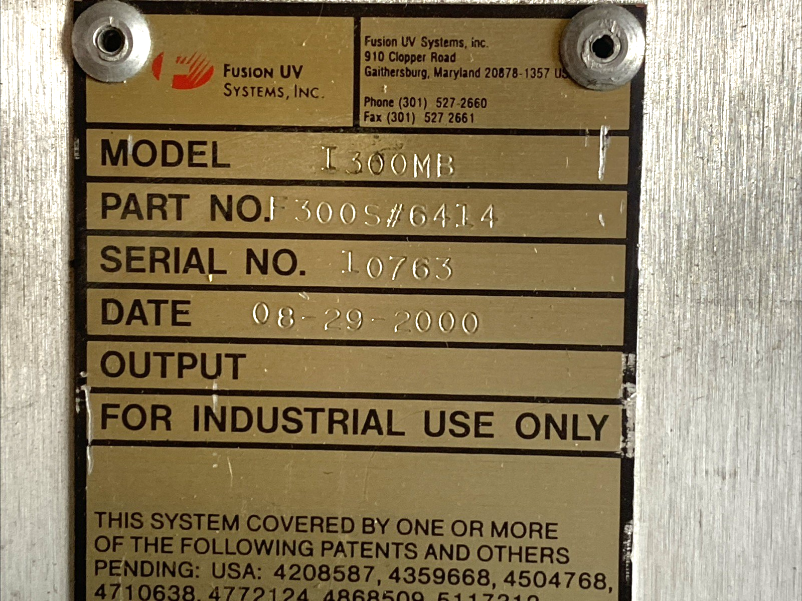 I300MB | Heraeus Fusion UV 6" Irradiator Head 300W/Inch - Integral Blower - For parts or not working - Maverick Industrial Sales