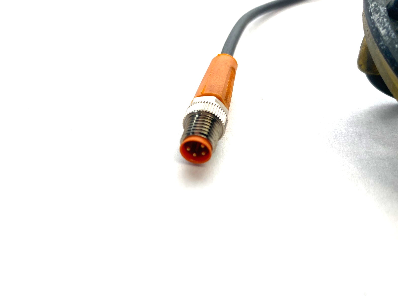Ifm KT5006 Capacitive Touch Sensor KTRSHMK-RBPKG/AM/AS/0,3M - Maverick Industrial Sales