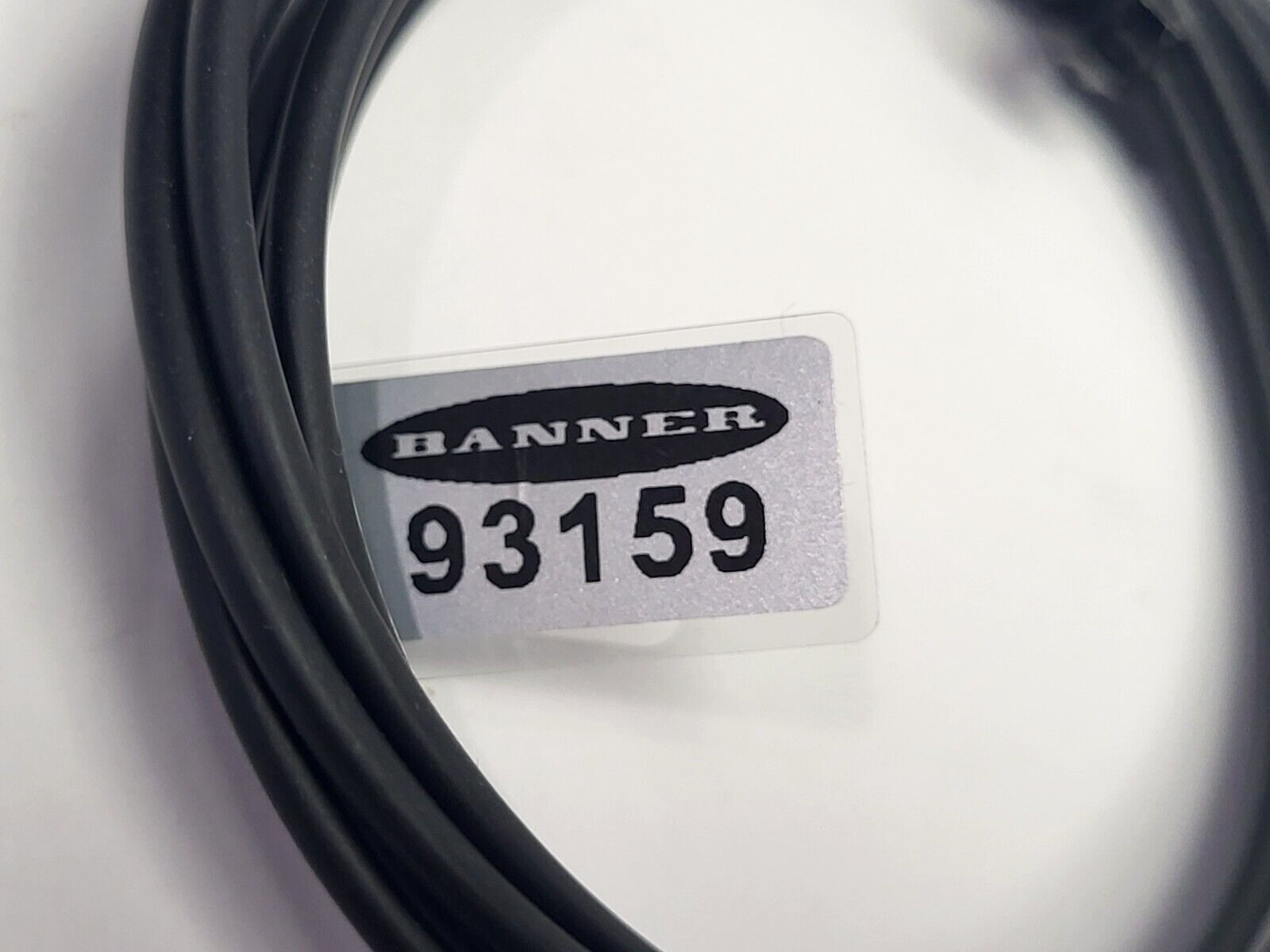 Banner 93159 Angle Fiber Optic Sensor Cordset PIAT43UHFTA-VL - Maverick Industrial Sales