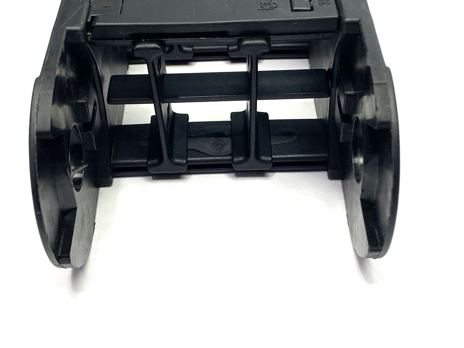 Igus 340.075.125 E-Chain Cable Carrier 4-Links 8" Overall Length - Maverick Industrial Sales