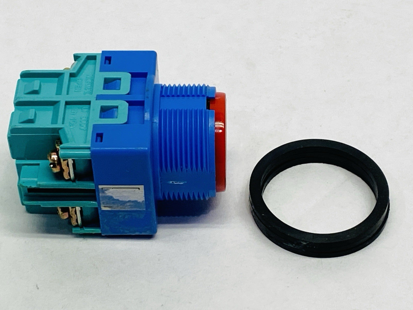 YongSung YSAP 13-11 Pushbutton Switch Red 6A 250VAC - Maverick Industrial Sales