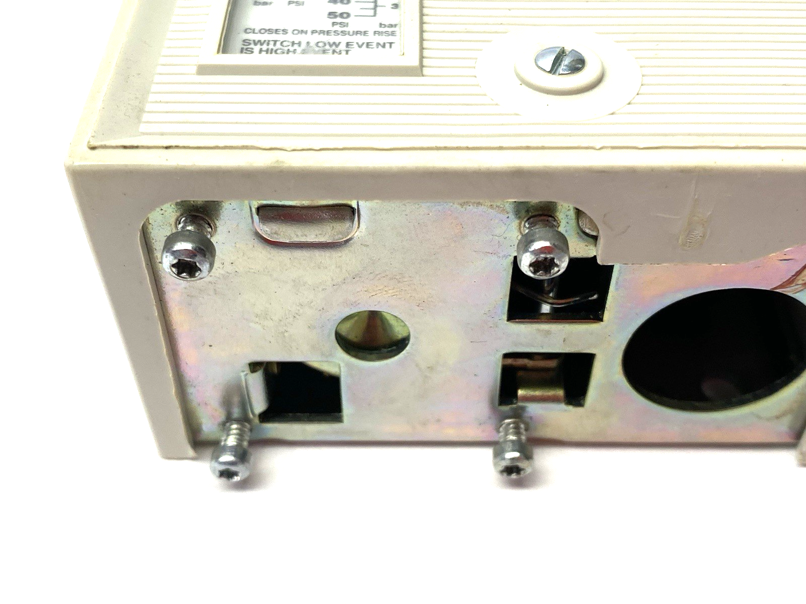 Ranco O10-1402 Pressure Control Unit, Opens Low MISSING COPPER CAPILLARY COIL - Maverick Industrial Sales