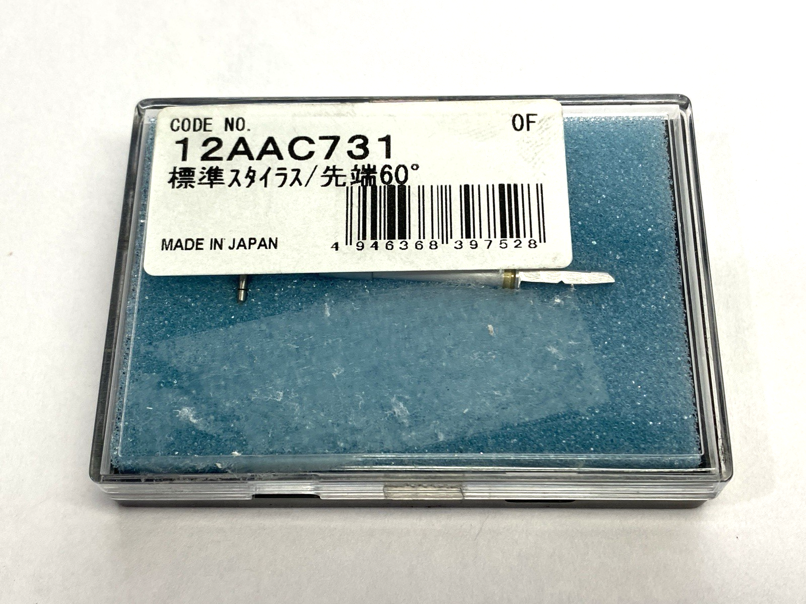 Mitutoyo 12AAC731 Roughness Measurement Standard Stylus .002 60D F/SRF RGH TST - Maverick Industrial Sales