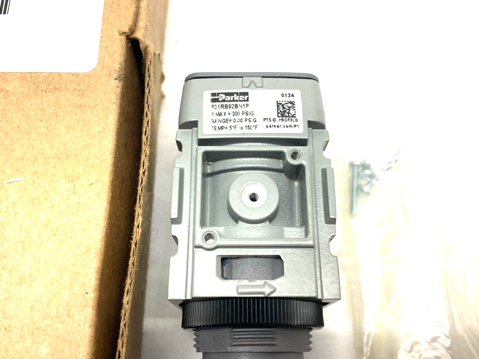 Parker P31RB92BN1P Modular Pneumatic Regulator 1/4" NPT 0-30psi w/ Gauge - Maverick Industrial Sales