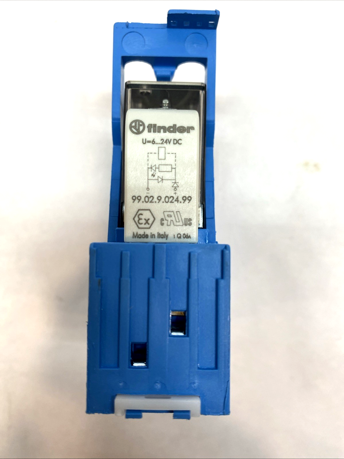 Finder 55.34.9.024.0040 Relay w/ 94.04 Socket & 99.02.9.024.99 Varistor - Maverick Industrial Sales