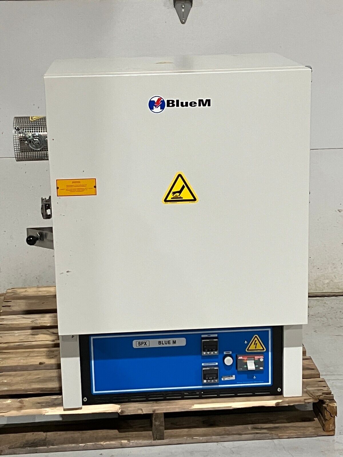 TPS Blue M ESP400A Mechanical Convection Oven 400 Series 260 Degrees Celsius - Maverick Industrial Sales