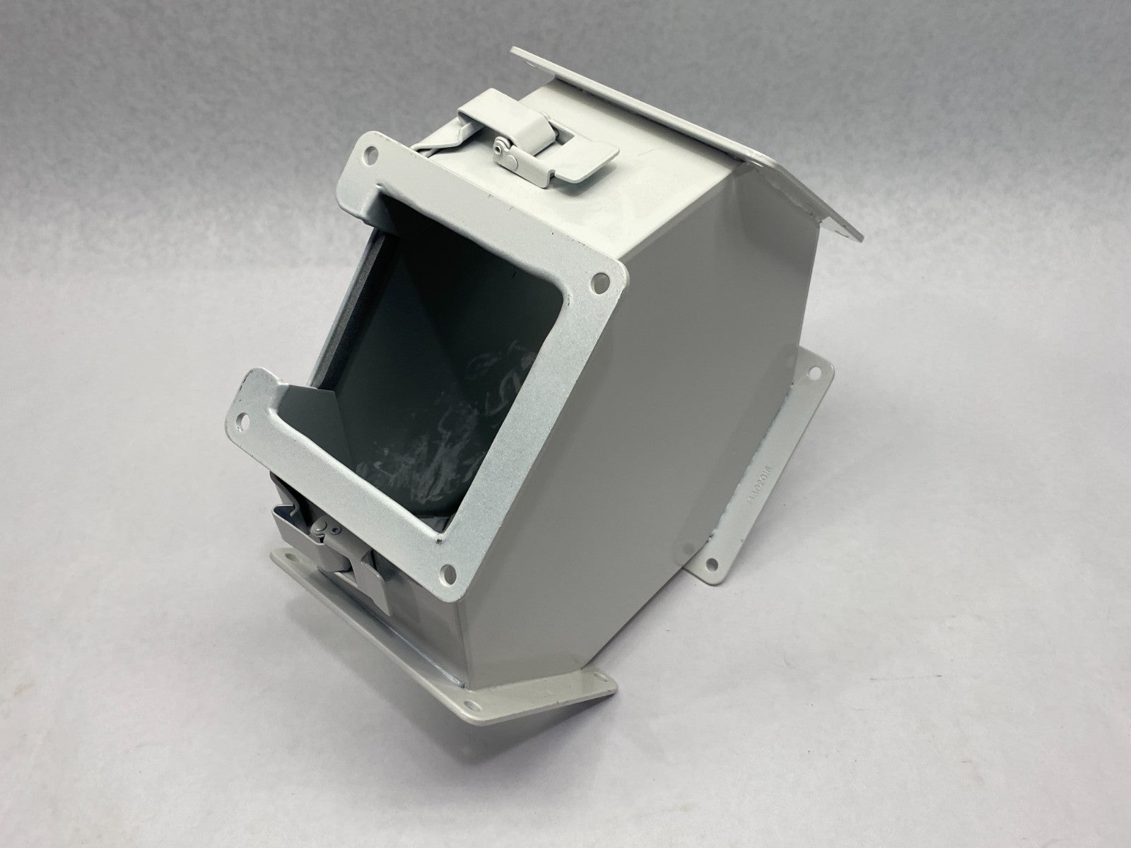 F44LC | Hoffman nVent Lay-in Hinged Cover Cross Fitting 4" x 4" PAINTED WHITE - New – Open box - Maverick Industrial Sales