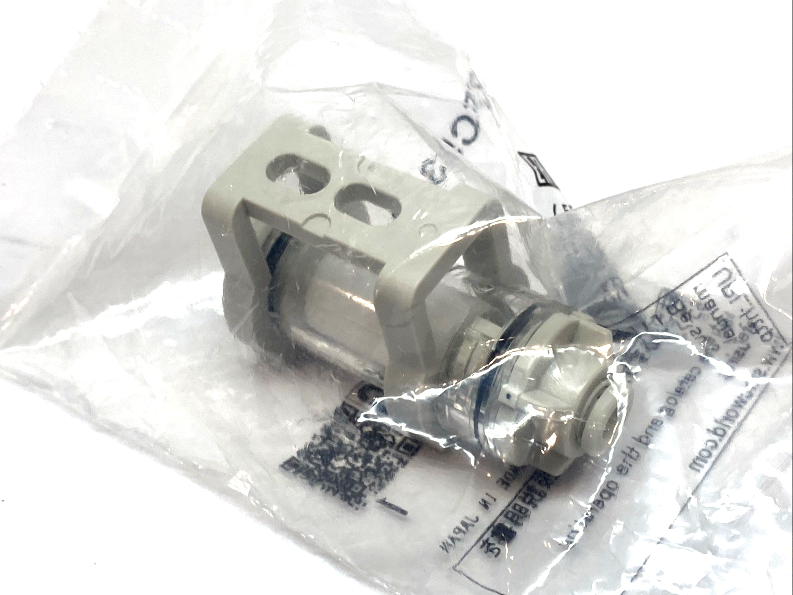 ZFC53-B | SMC In-Line Air Filter Vacuum Filter 4mm Tube 5µm w/Bracket - Used - Maverick Industrial Sales