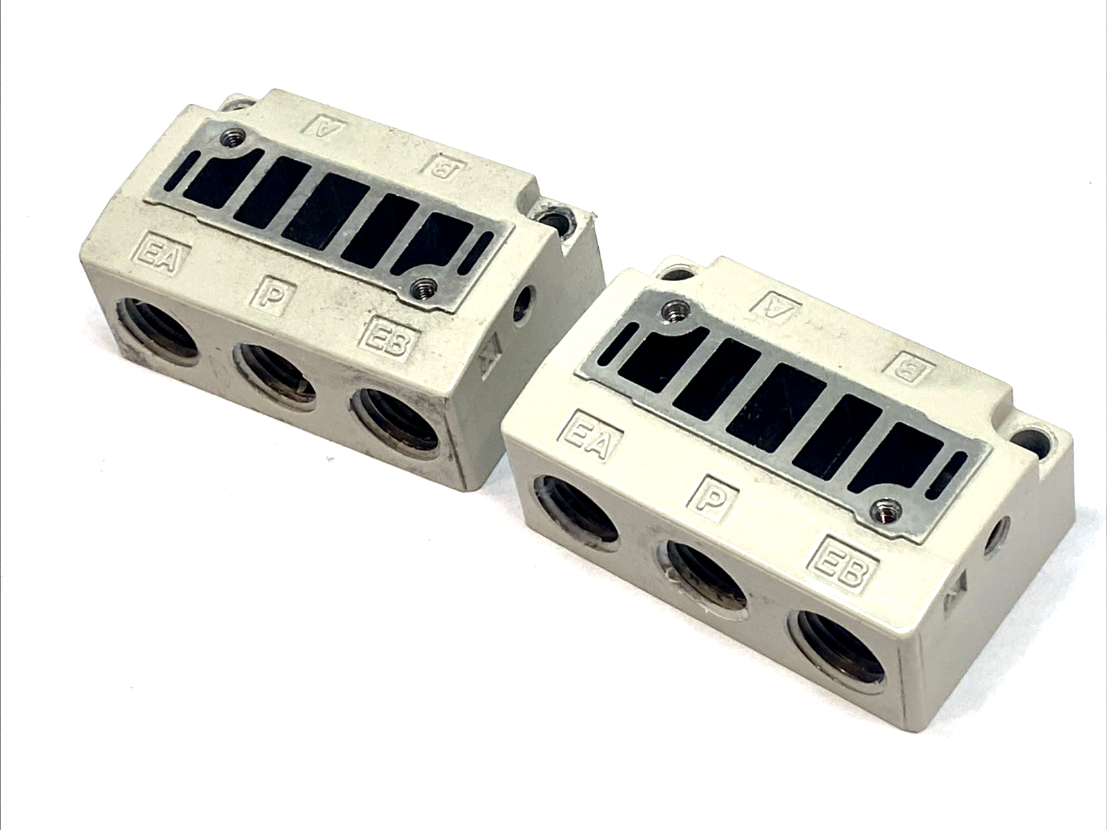SY5000-27-1T | SMC Subplate Manifold 1/4" NPTF LOT OF 2 - Used - Maverick Industrial Sales