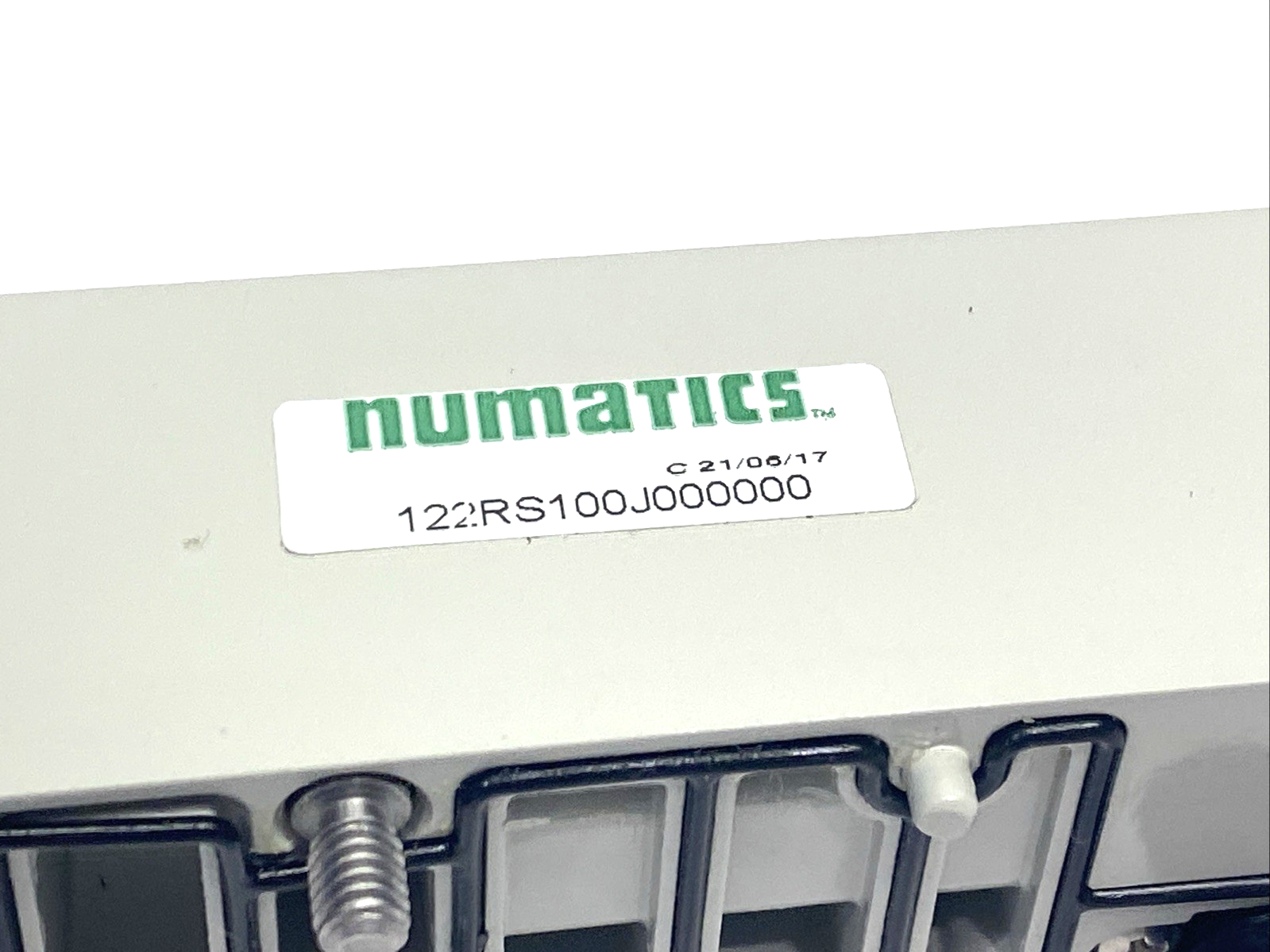 122RS100J000000 | Numatics Pneumatic Manifold Sandwich Regulator 10-130 PSI - New – Open box - Maverick Industrial Sales