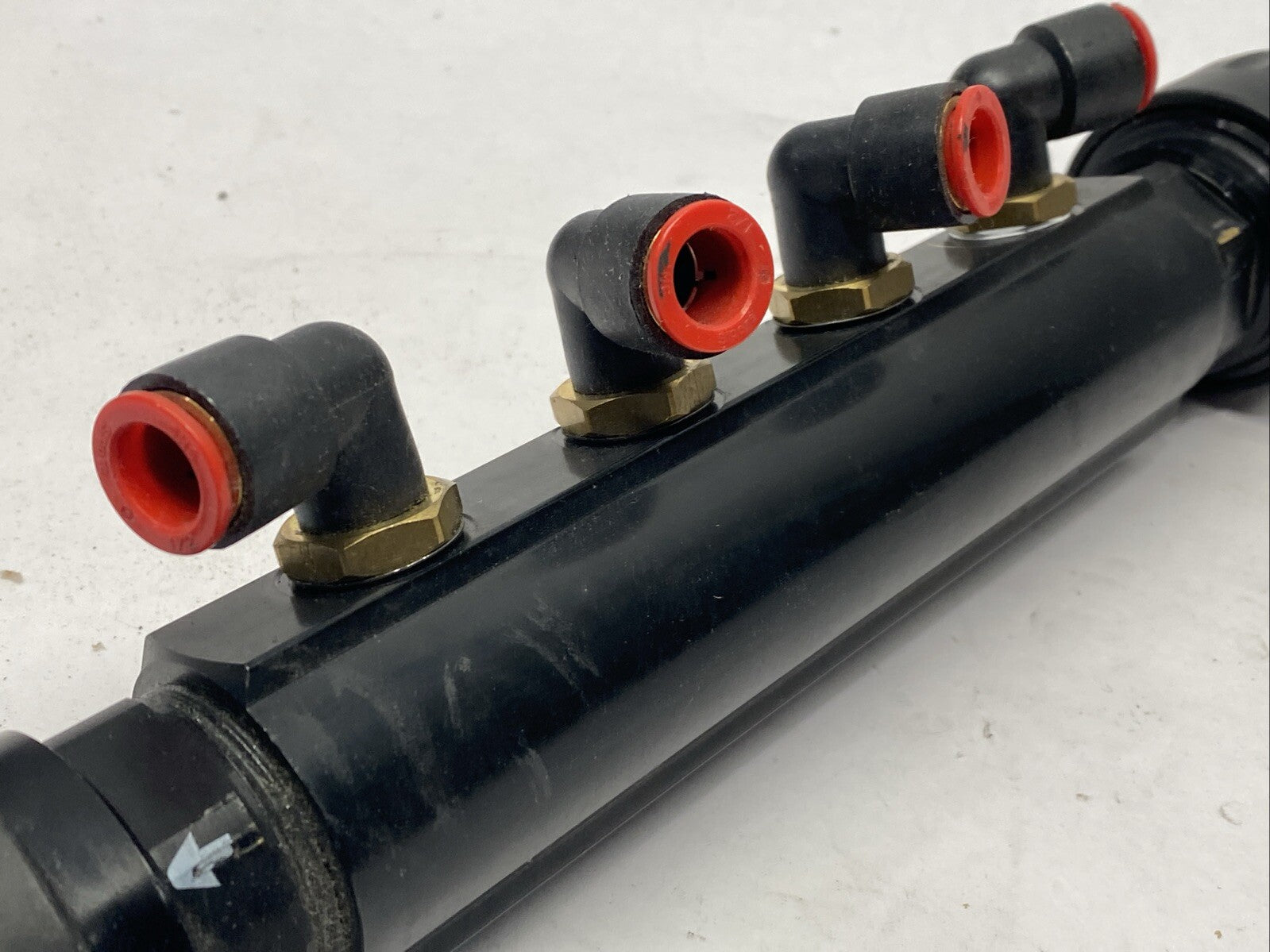 Parker 6651 40 12 04 Transair 4-Port Manifold - Maverick Industrial Sales