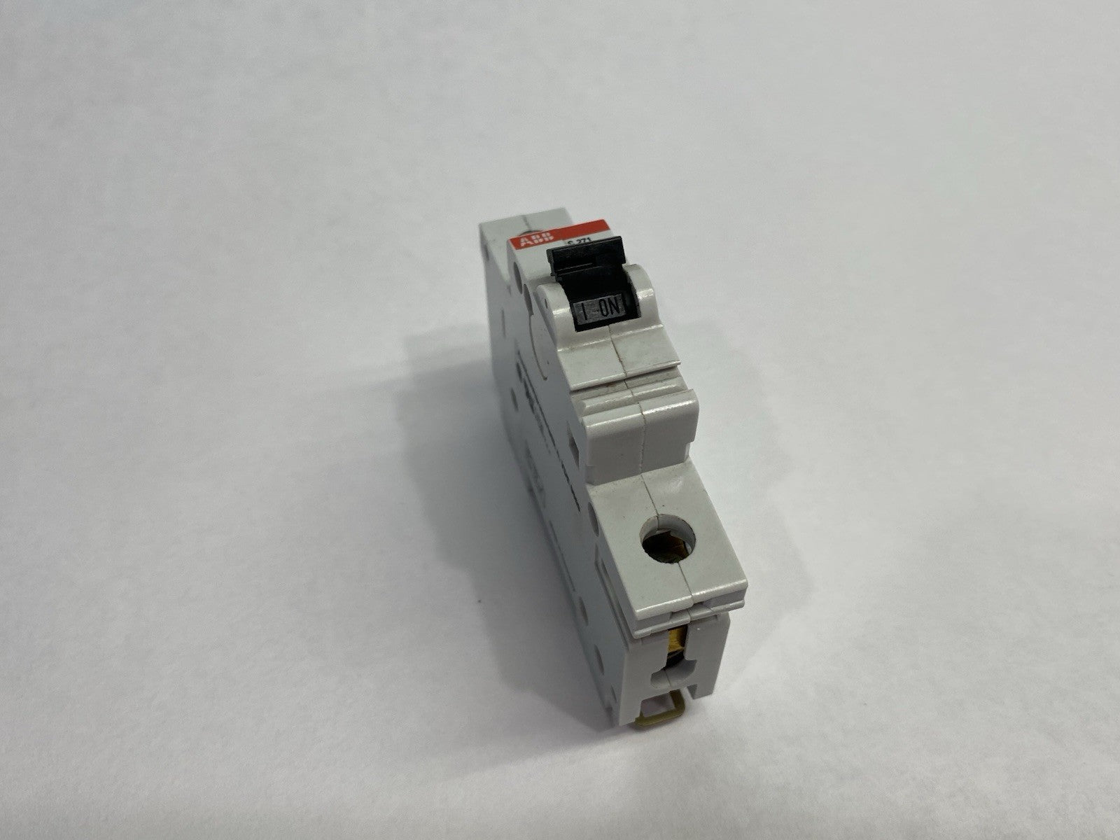 S271 Z 16 A | ABB Miniature Circuit Breaker 1-Pole DIN Rail - Used - Maverick Industrial Sales
