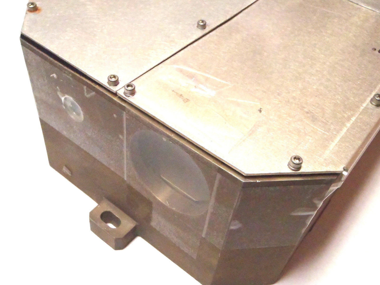 230020 | TJS Lasers REV. R 100380-15 Laser - For Parts Or Not Working - Maverick Industrial Sales