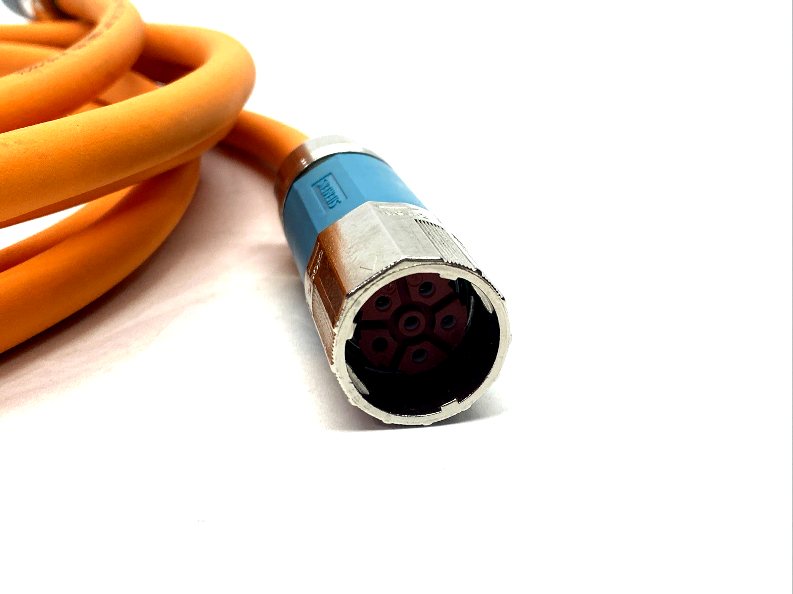 Siemens 6FX8002-5DN05-1AE0 Power Cable 4m - Maverick Industrial Sales