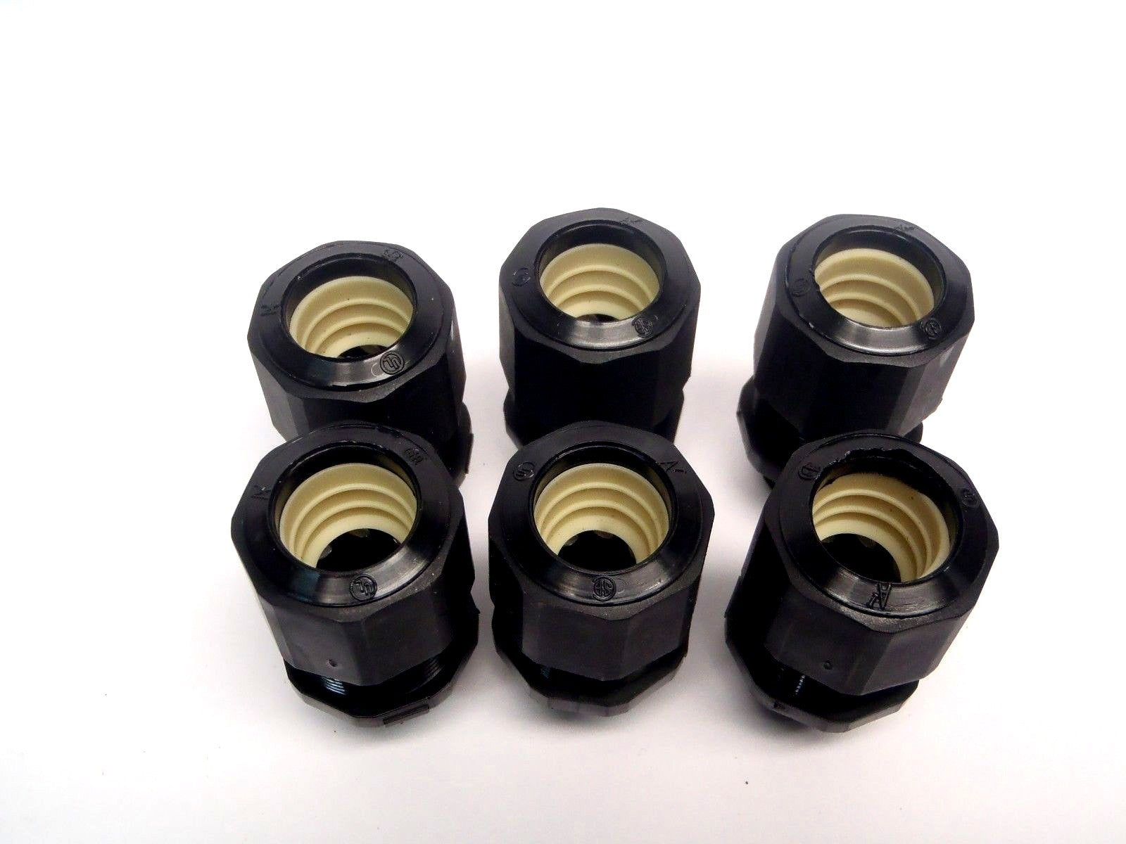 Black Nylon Strain Relief 3/4" Conduit Liquid Tight Threaded Fittings LOT OF 6 - Maverick Industrial Sales
