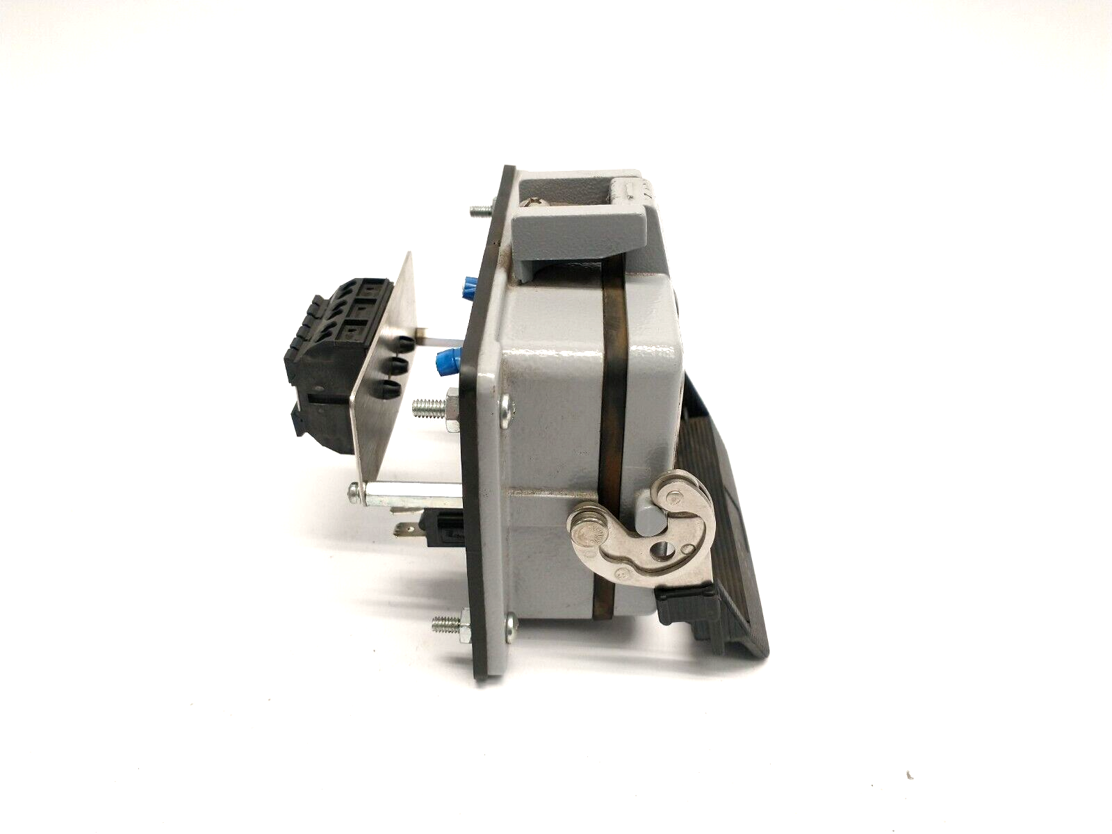 Mencom DP-DB9F-RJ45-R-32 Panel Interface Connector Outlet, DB9, RJ45, 3A Reset - Maverick Industrial Sales