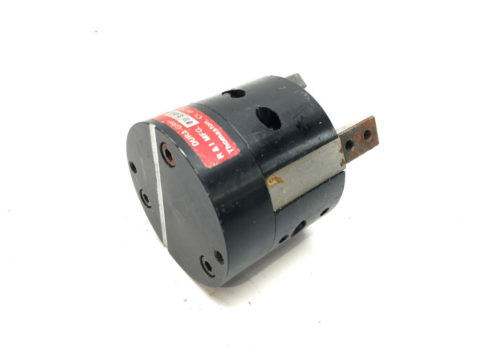 Dura-Grip GH-300 Pneumatic Gripper - Maverick Industrial Sales