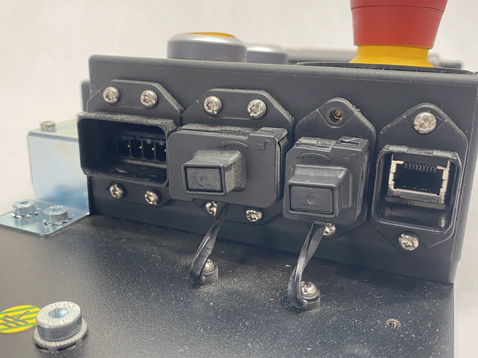 MGB-L1B-PNA-R-121851 | Euchner Multifunction Gate Box Safety Switch 121851 - Used - Maverick Industrial Sales