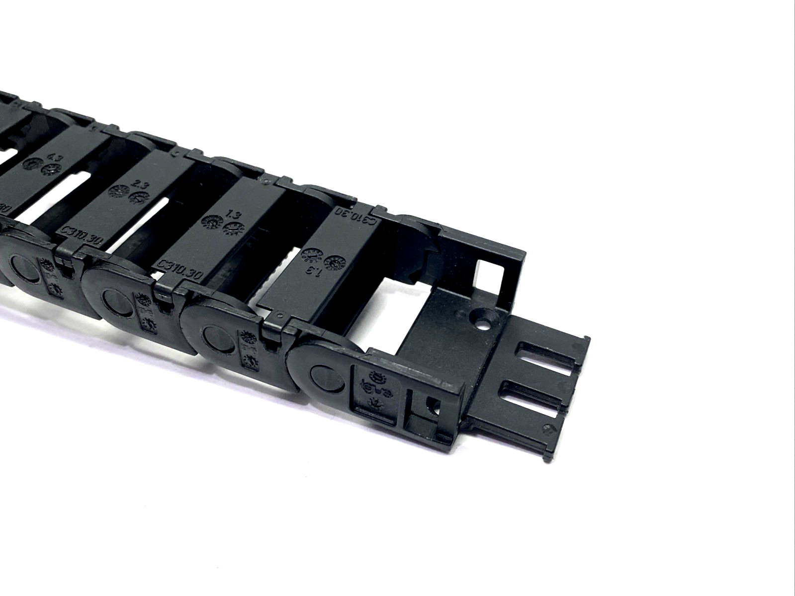 Igus E2-10-30-028-0 E-Chain Cable Carrier 31 Links, 27" Length w/ Mounting Links - Maverick Industrial Sales