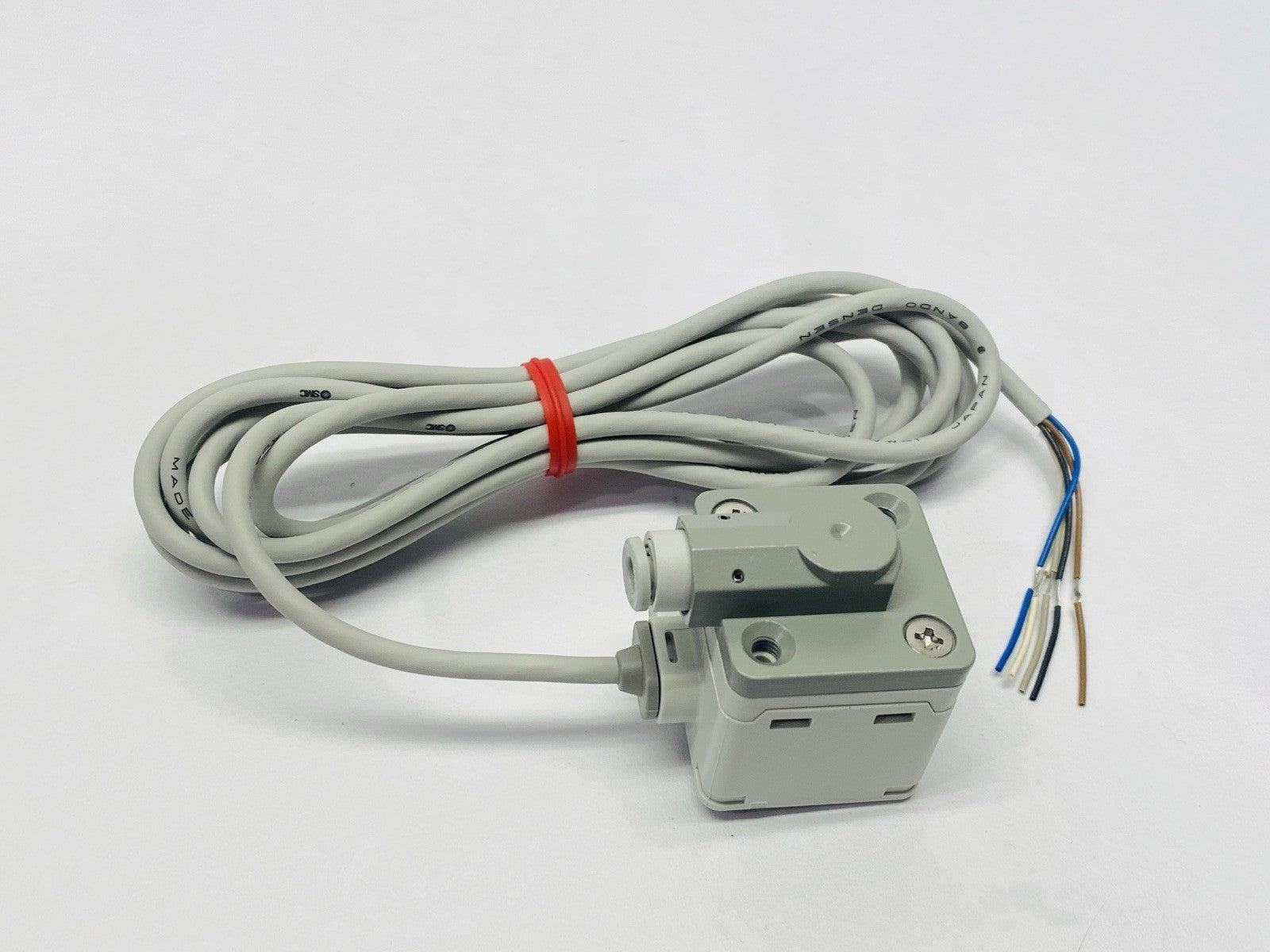 SMC ISE40A-C4-T Digital Vacuum Pressure Switch 12~24VDC - Maverick Industrial Sales
