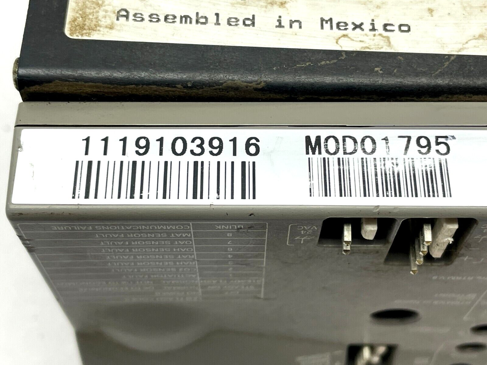 MOD01793 | Trane MOD01795 Communicating Economizer w/ W7399B1002 Actuator - For parts or not working - Maverick Industrial Sales