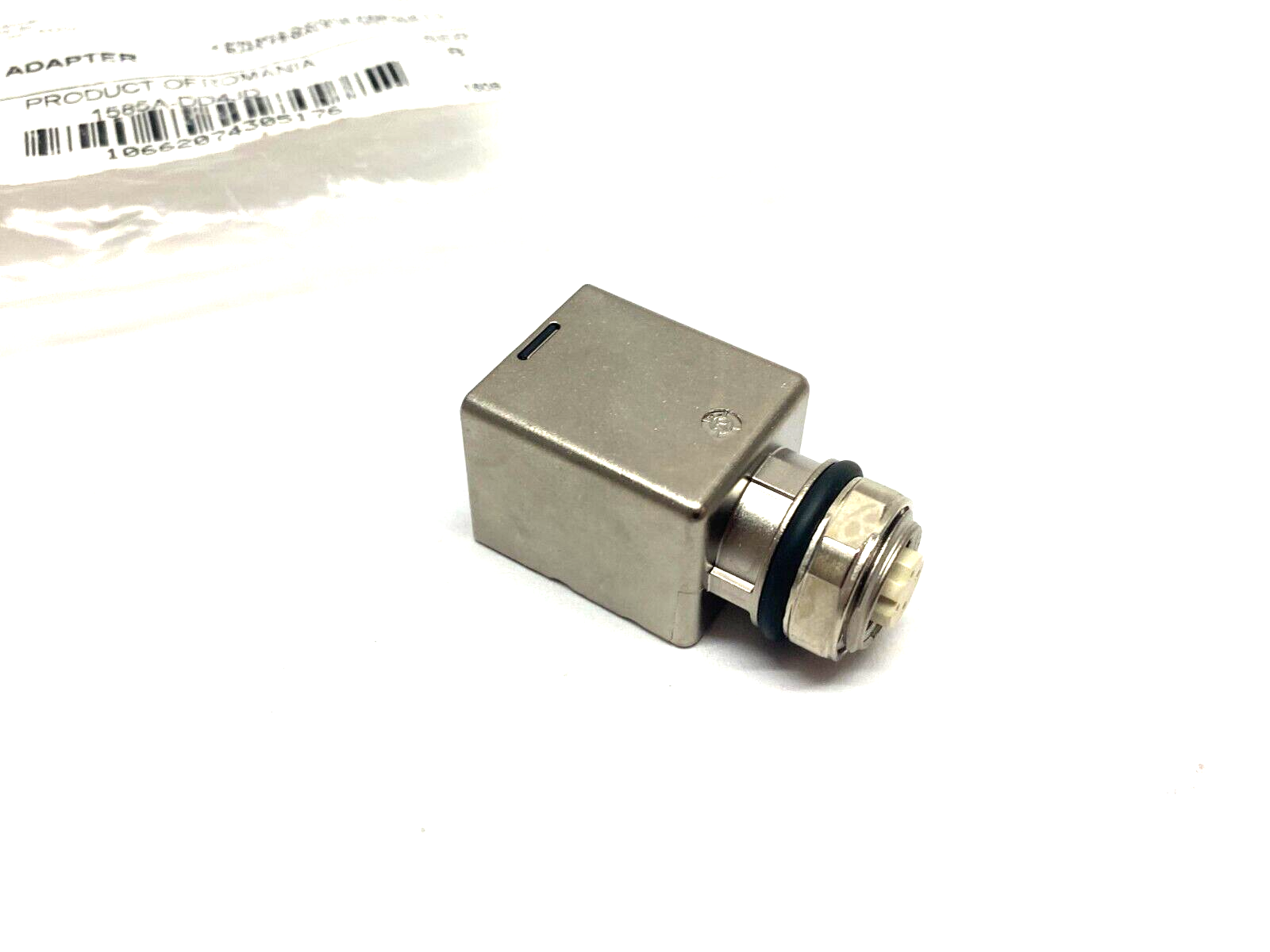 Allen Bradley 1585A-DD4JD Ser. B Ethernet Adapter 4-Pin M12 D-Code Female - New – Open box - Maverick Industrial Sales