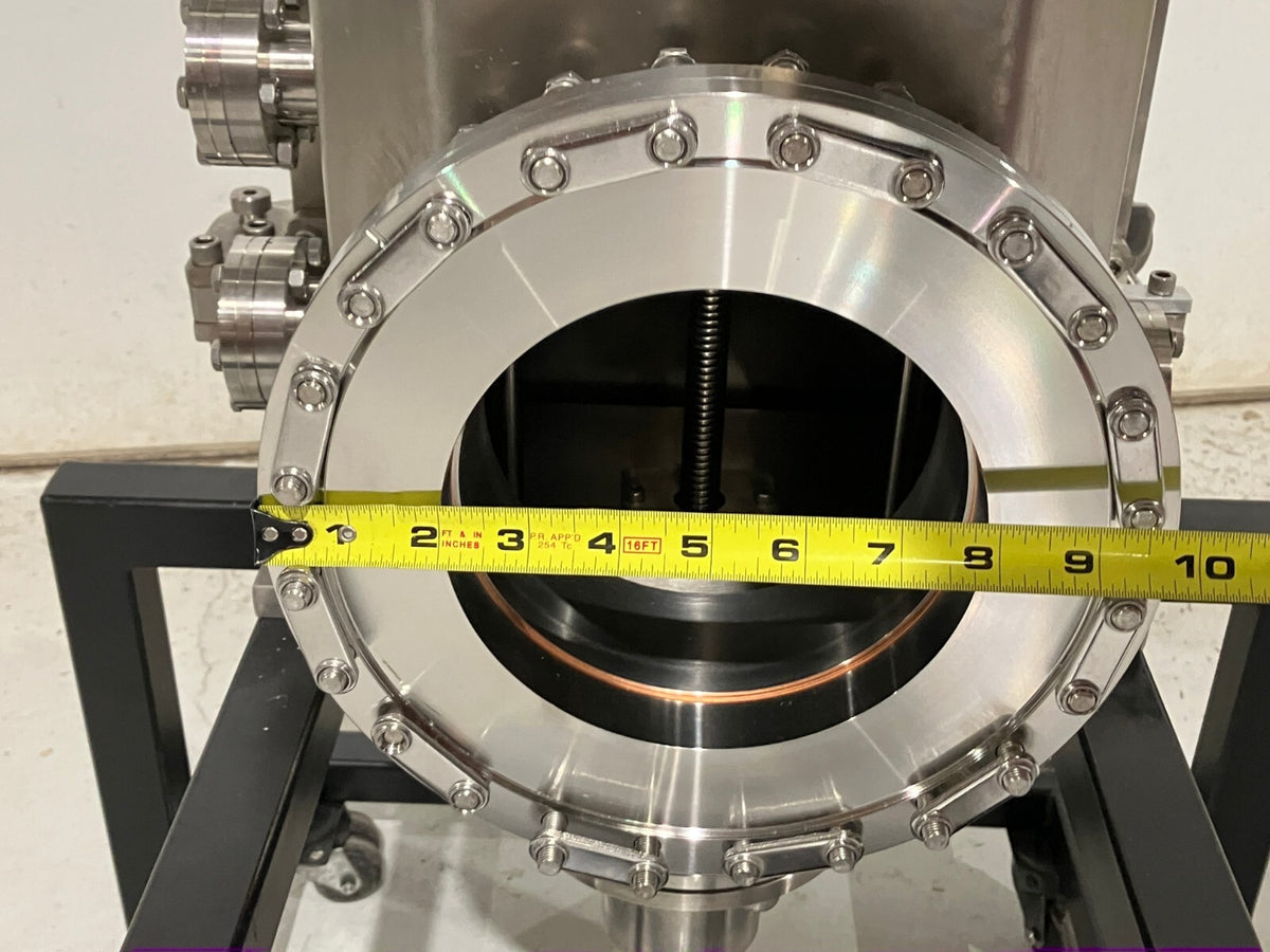 Unknown | Stainless Steel High Vacuum Chamber D-Shaped CF ConFlat Ports Cryogenic UHV - New – Open box - Maverick Industrial Sales