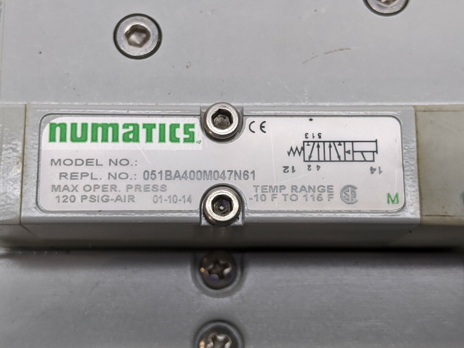 Numatics Valve Assembly w/ 051BA400M047N61, 239-2509, 239-2508, 239-1231 - Maverick Industrial Sales
