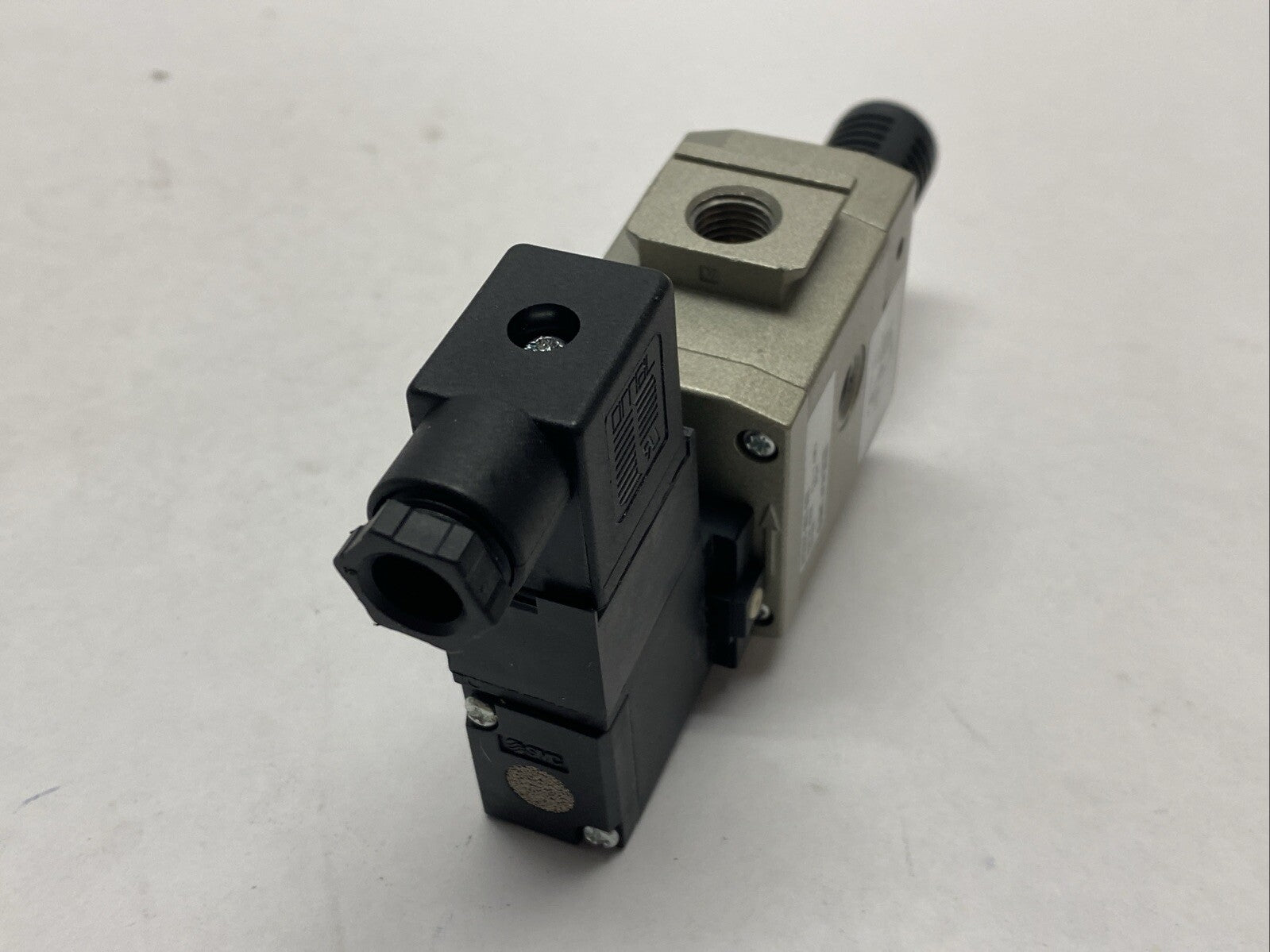 SMC AV2000-N02-5DZ Soft Start Up Valve Body Port 24VDC 0.2~1.0MPa - Maverick Industrial Sales