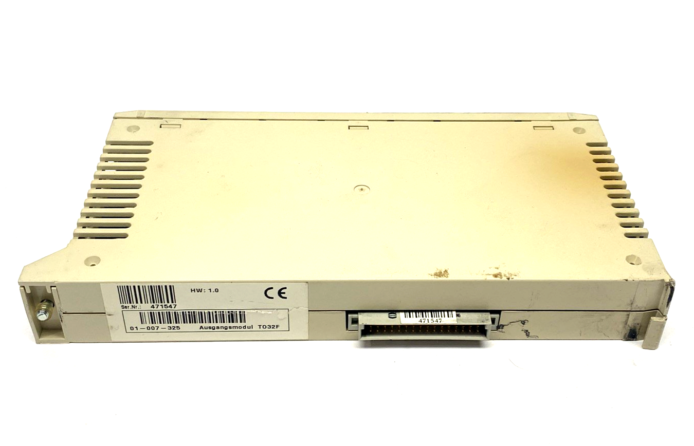 01-007-325 | Sigmatek TO 32F I/O Module LOT OF 3 - For parts or not working - Maverick Industrial Sales