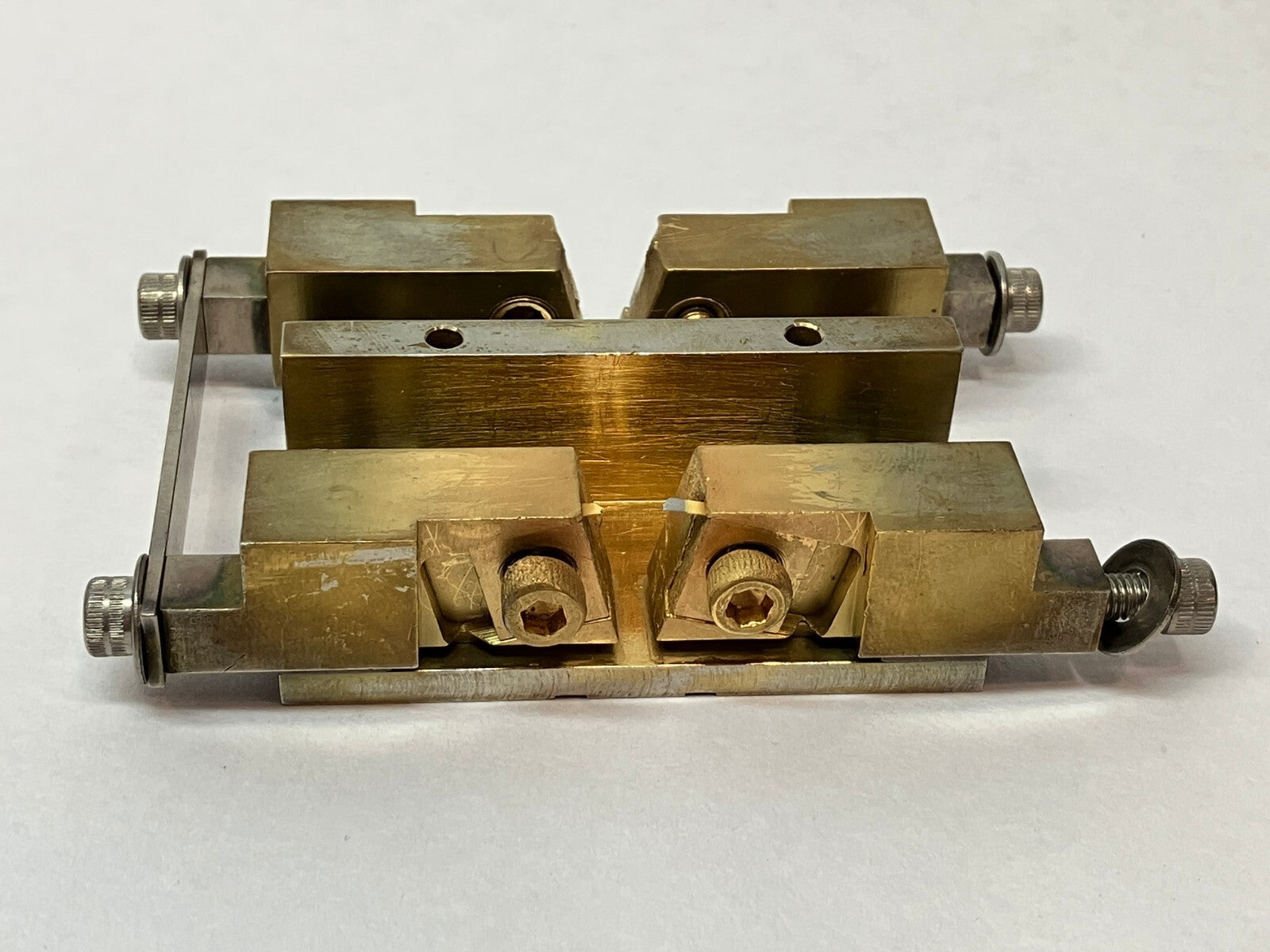 Saunders & Associates 5520B Plating System Pallet Plating Head Fixture - Maverick Industrial Sales